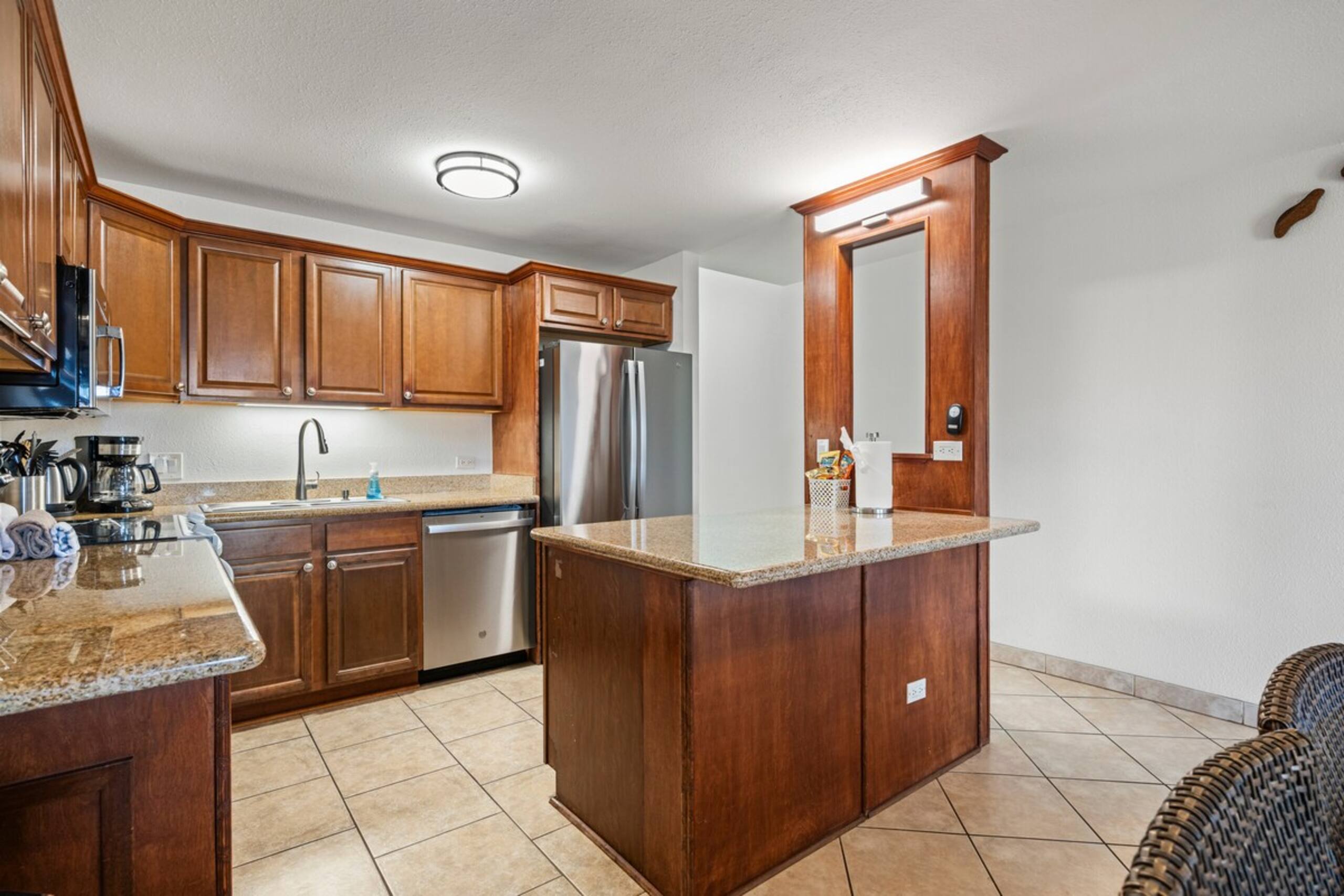 Family Friendly Loft Style Kihei Condo 2BD/2BA - Photo 5