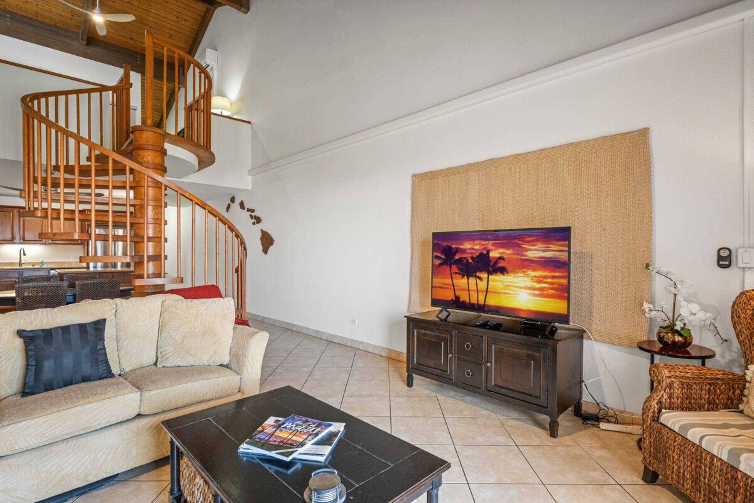 Family Friendly Loft Style Kihei Condo 2BD/2BA - Photo 8