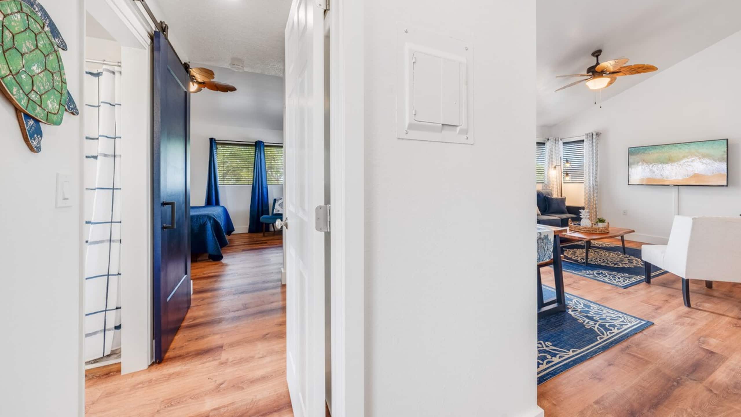 Ocean Views 1 Min to Beach Remodeled - Photo 19