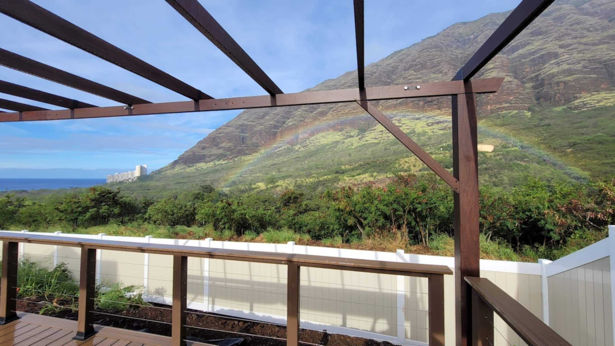 Premium home with stunning ocean & mountain views - Photo 17