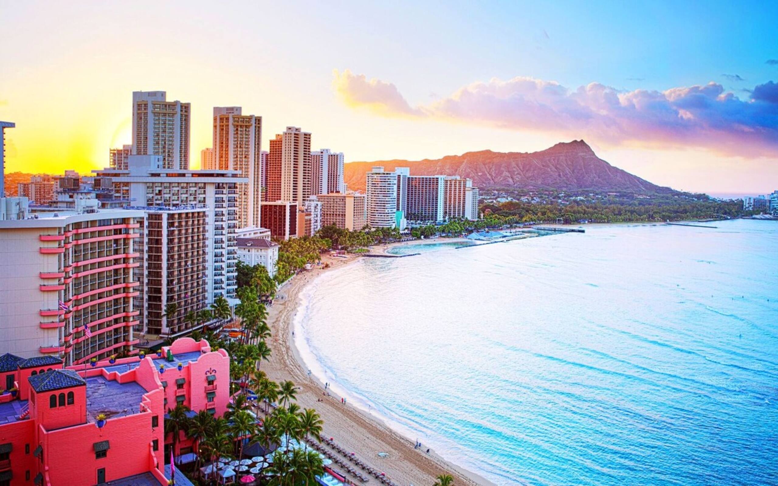 Waikiki Ocean View 1 Bedroom Condo w/Free Parking - Photo 22
