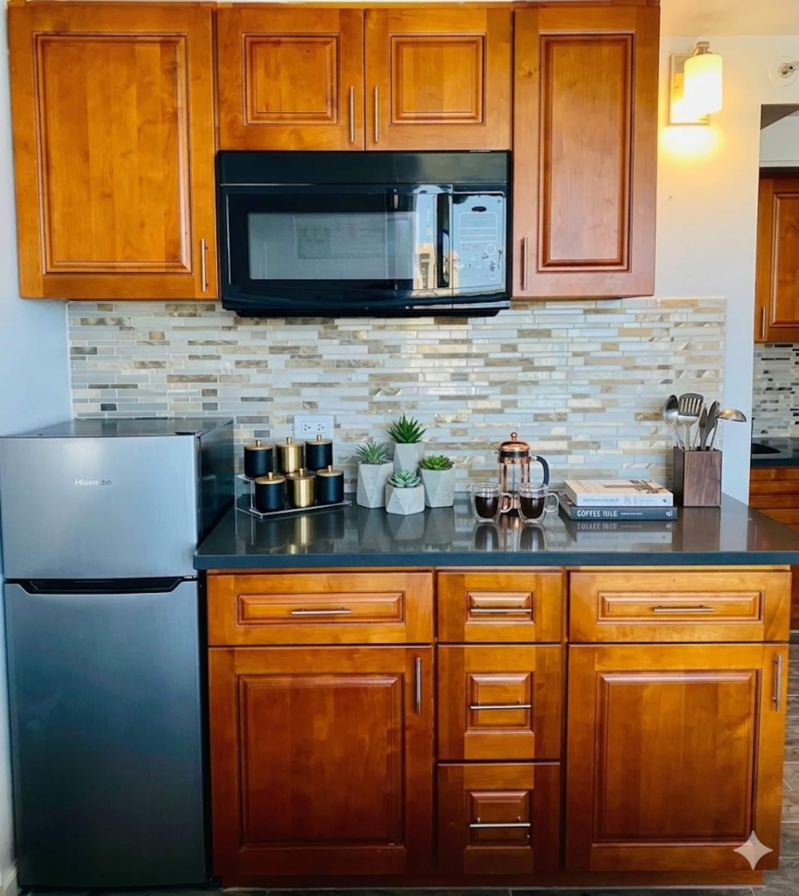 32F Stunning Ocean View Studio B - Photo 1
