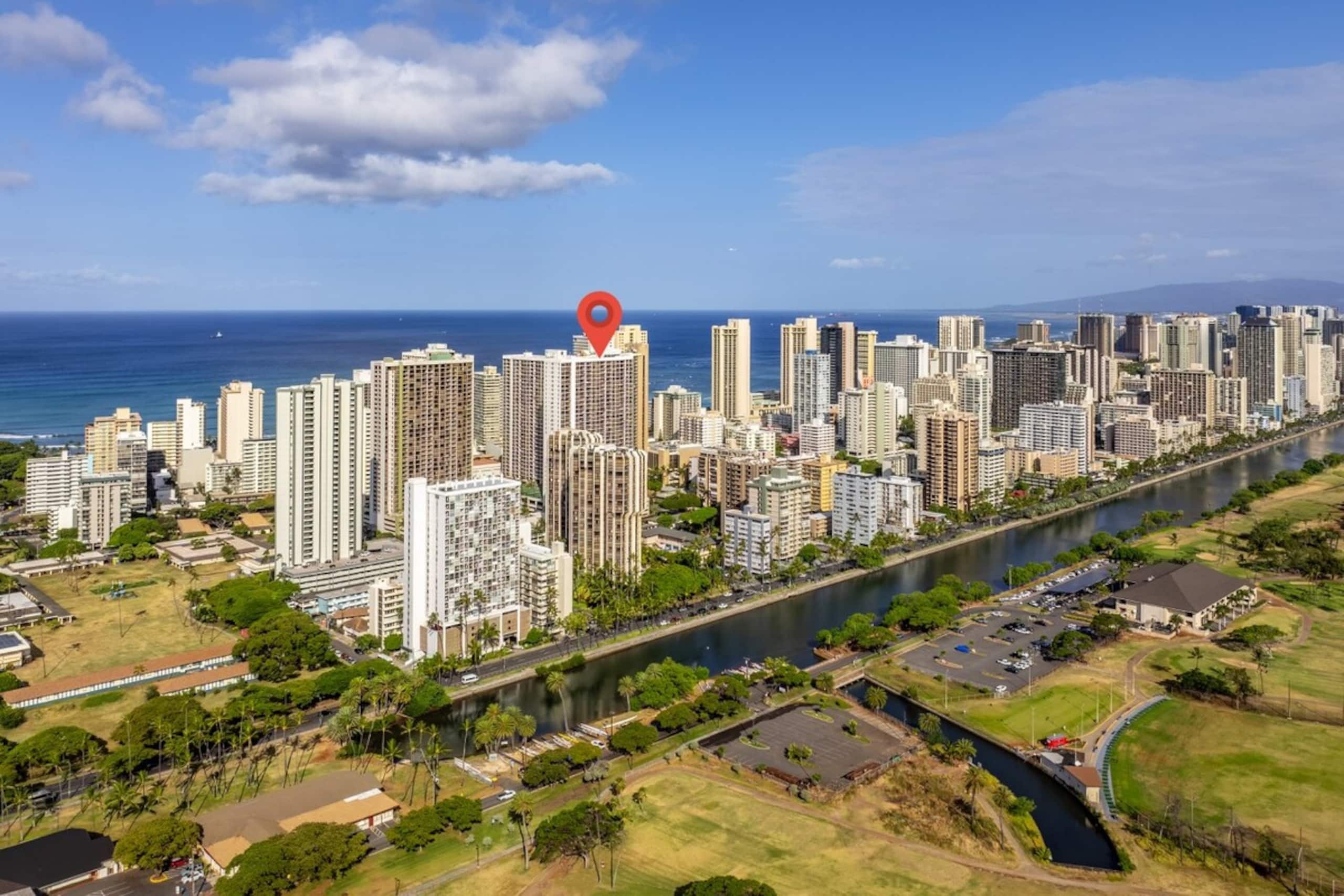Classic Island suite with a mountain view /w pking - Photo 29