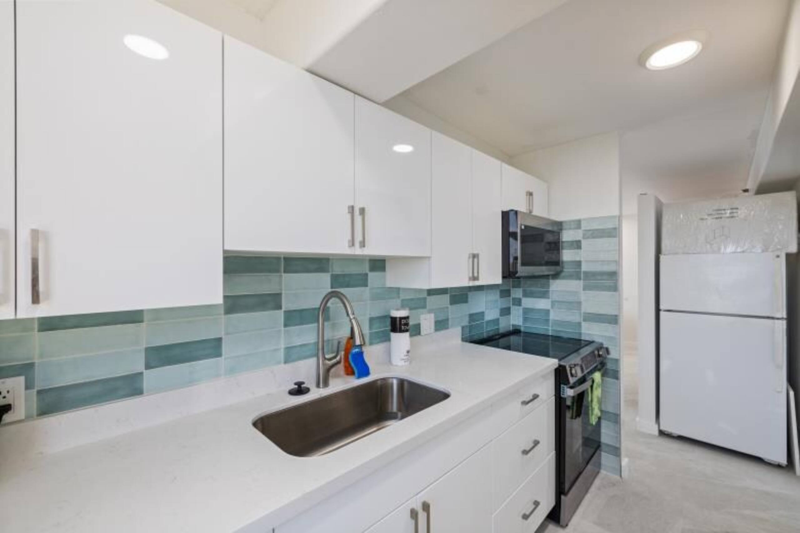New listing Waikiki Condo 35th Floor OceanView - Photo 8