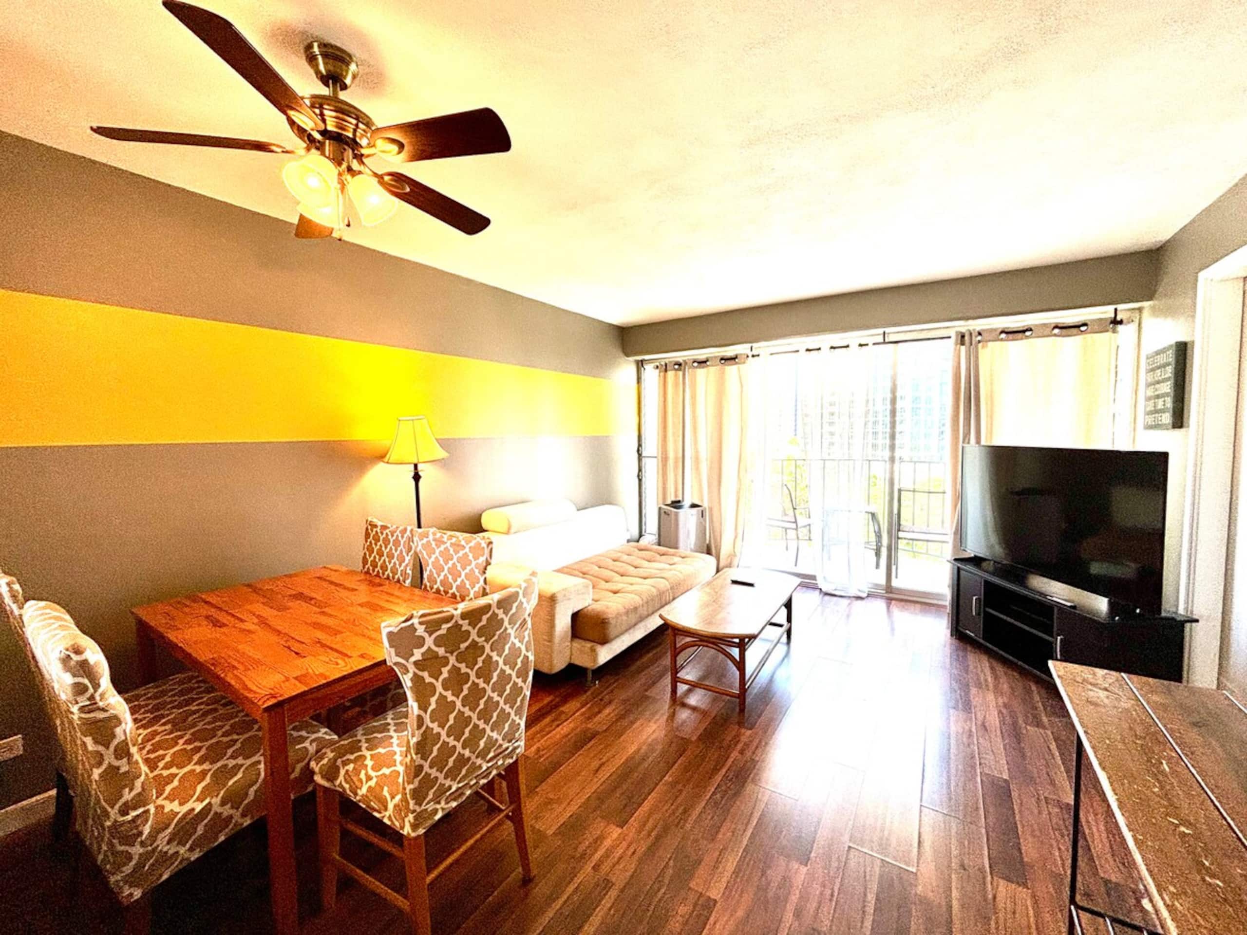 Royal Aloha Waikiki 2 bedroom WiFi Kitchen 809 - Photo 26