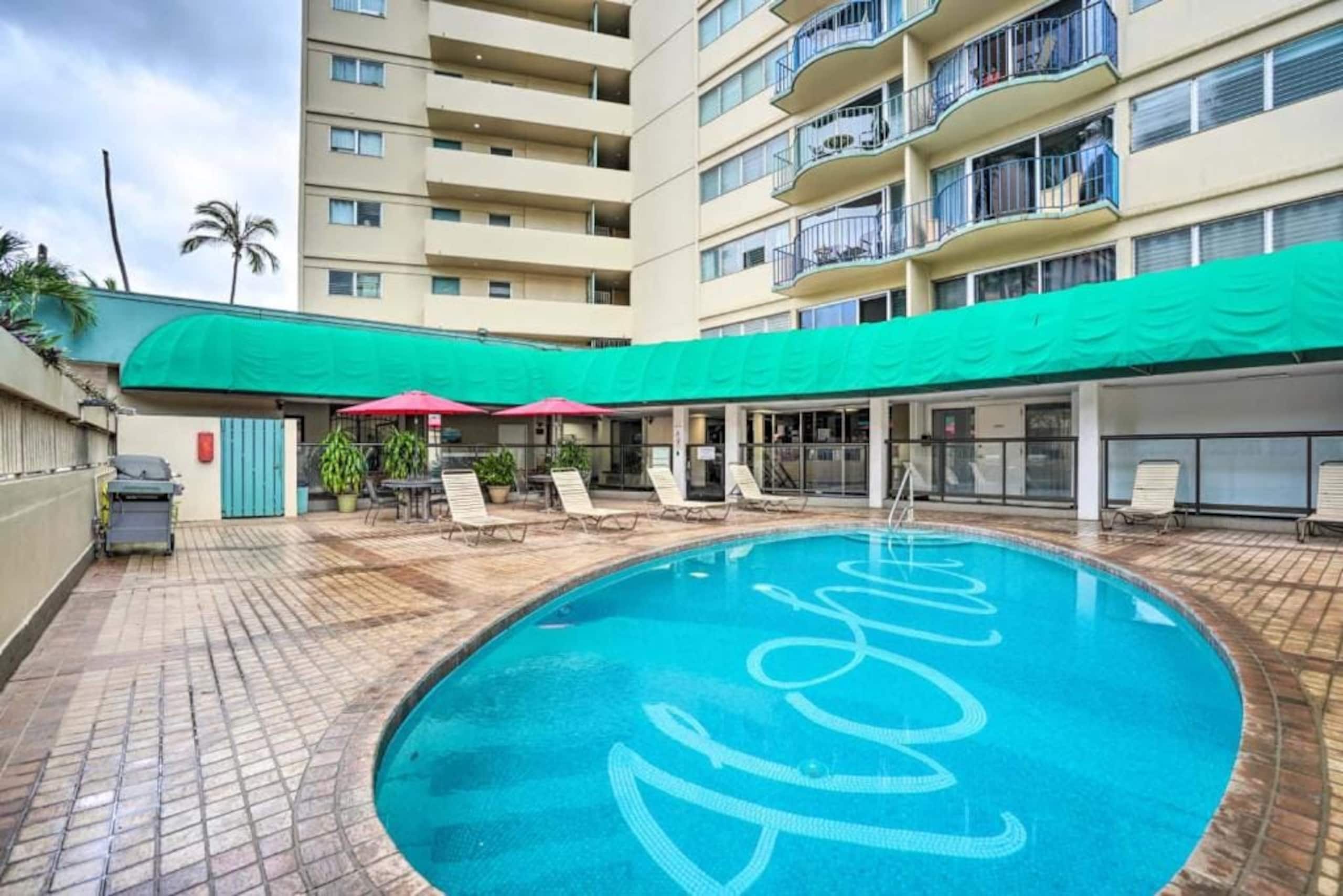 Royal Aloha Waikiki 2 bedroom WiFi Kitchen 809 - Photo 31
