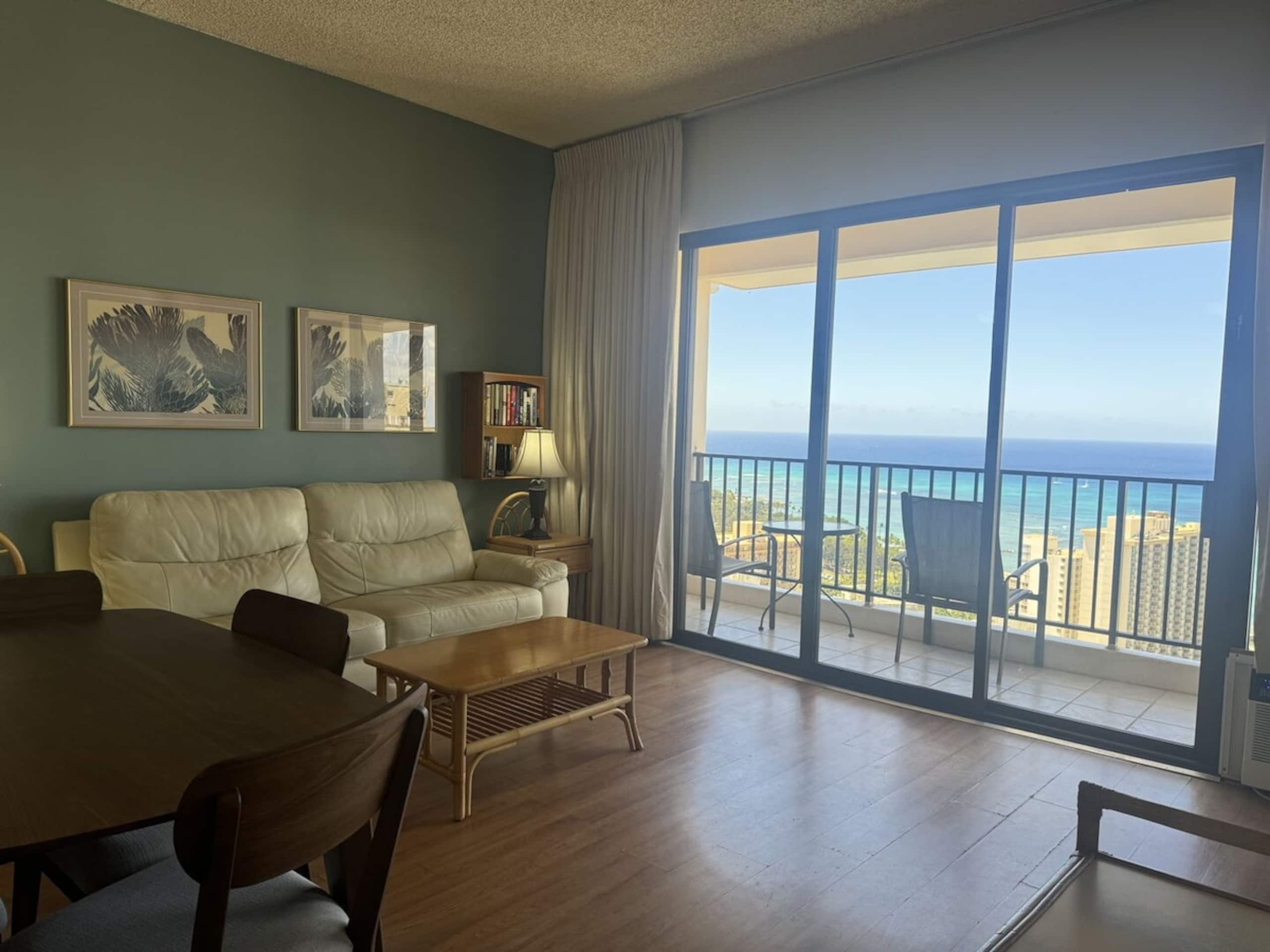 38th Floor w/ocean views, free parking - Photo 4