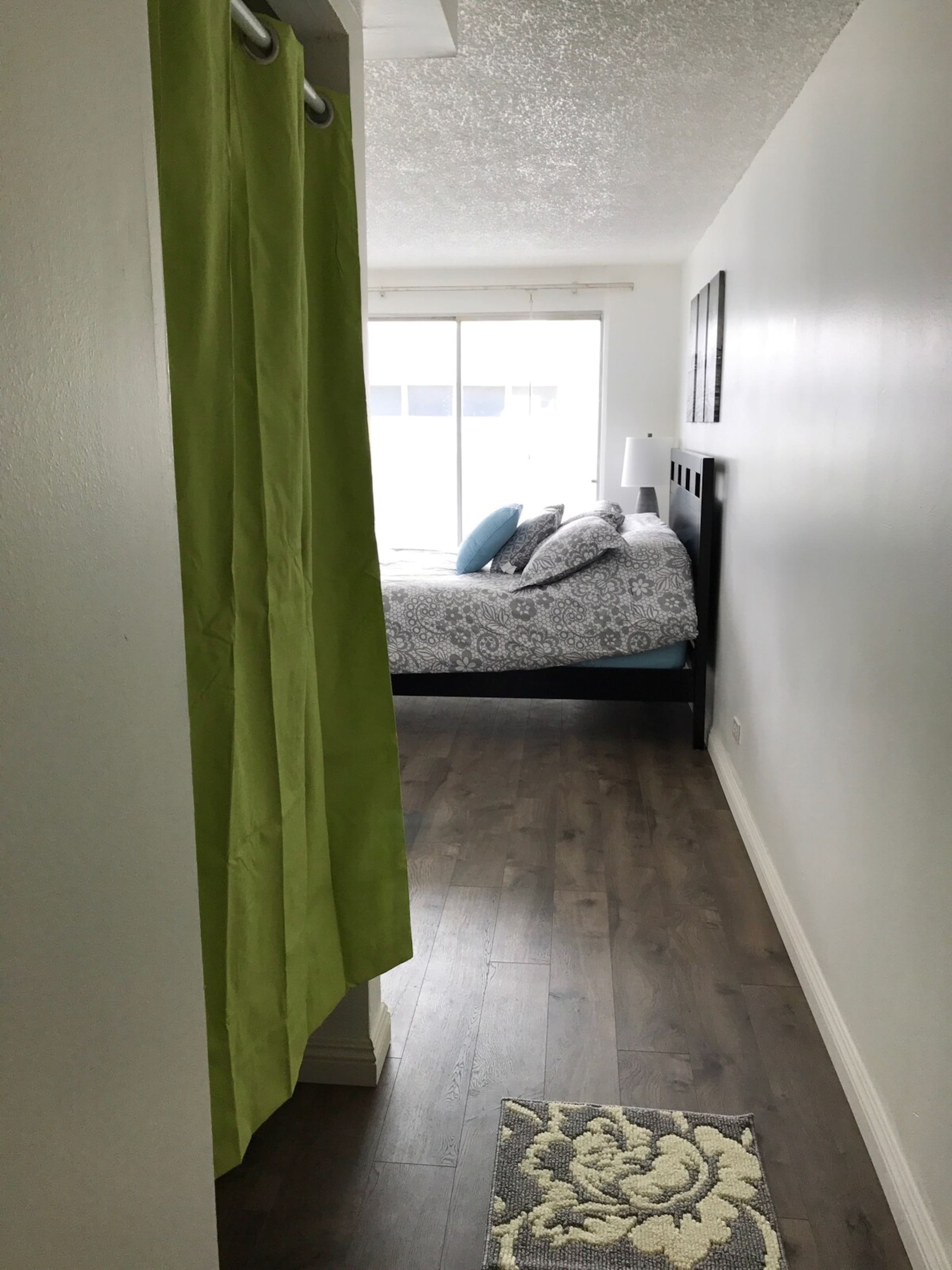 Lovely & Clean Unit | Minutes to Waikiki Beach - Photo 18