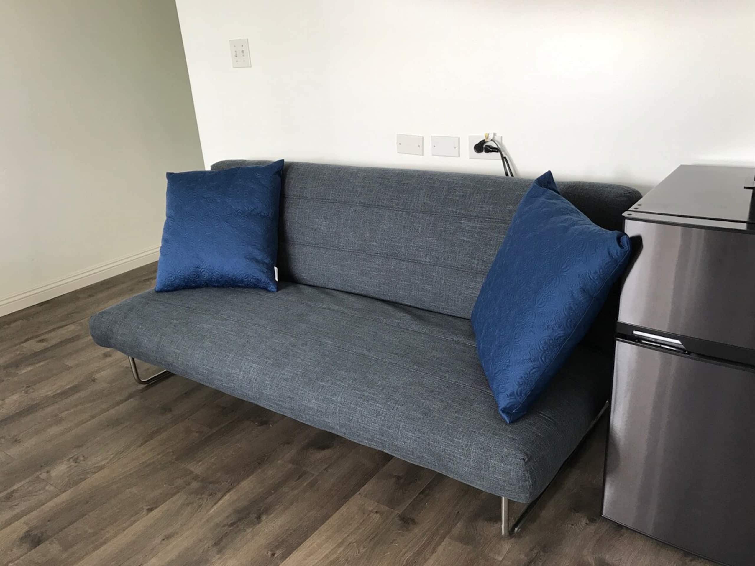 Lovely & Clean Unit | Minutes to Waikiki Beach - Photo 16