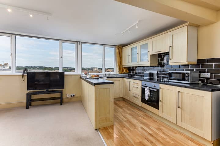 Seafront Flat With View | Sleeps 4 | Pet Friendly - Flamborough