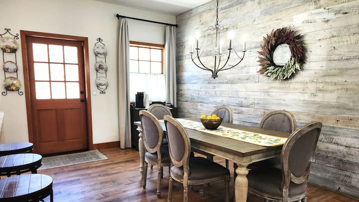 Modern Farmhouse Near Safari Park, Wineries! - Escondido, CA