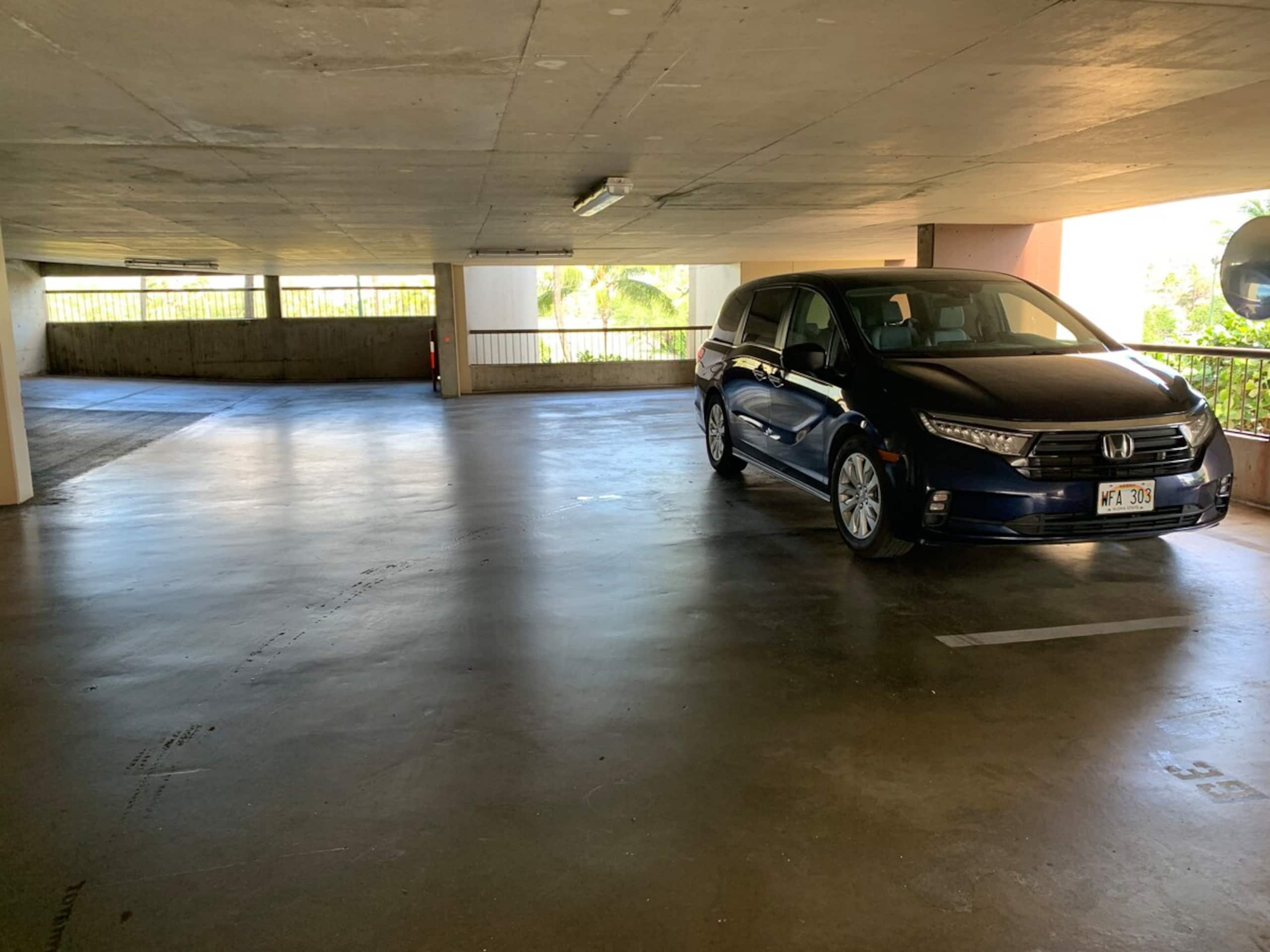 Legal 2 Bdrm-1Ba Updated Condo W/Parking - Main photo
