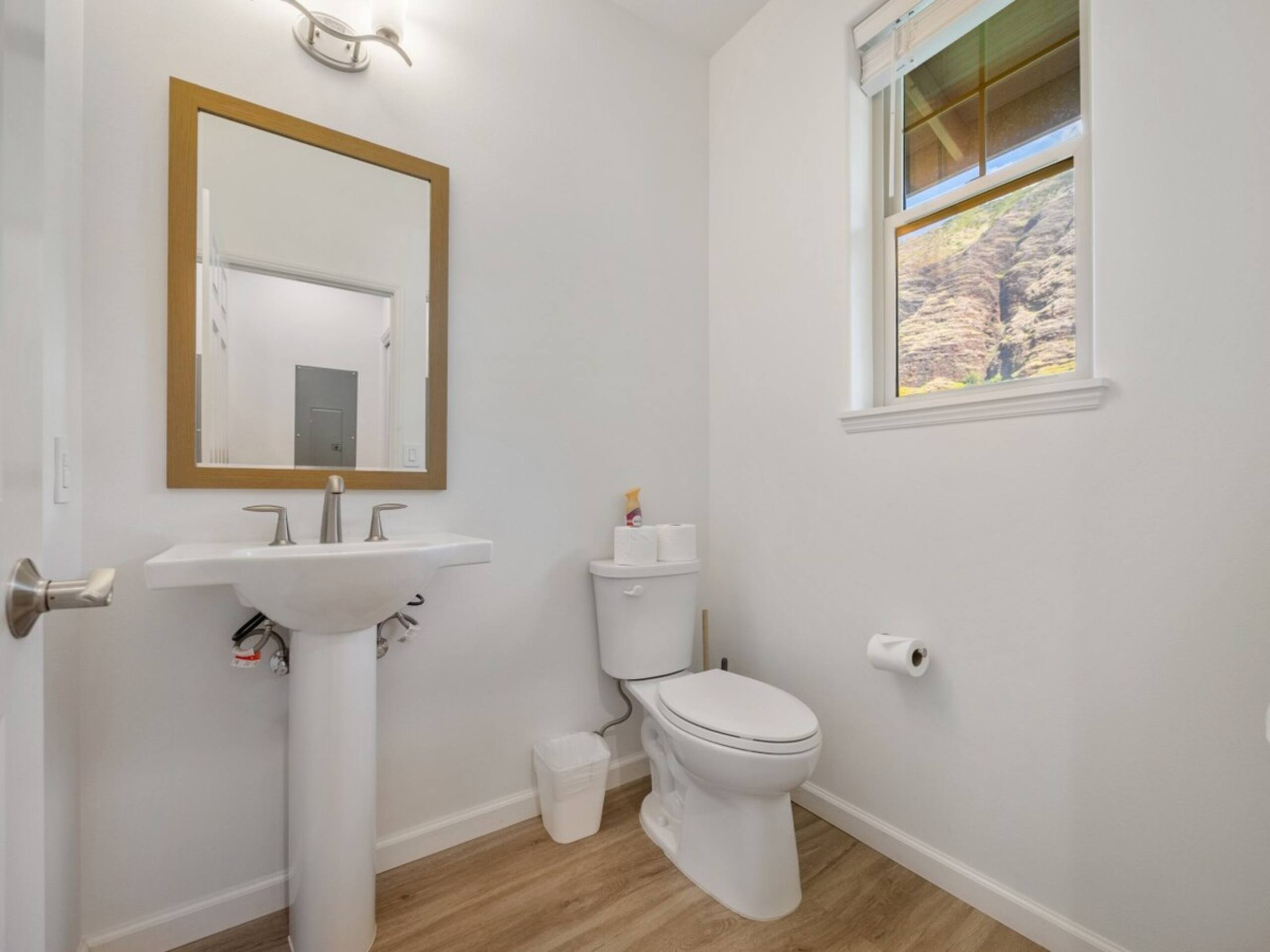 4BR, Near Beach, Pool/Spa, Gym, Free Parking, BBQ - Photo 24