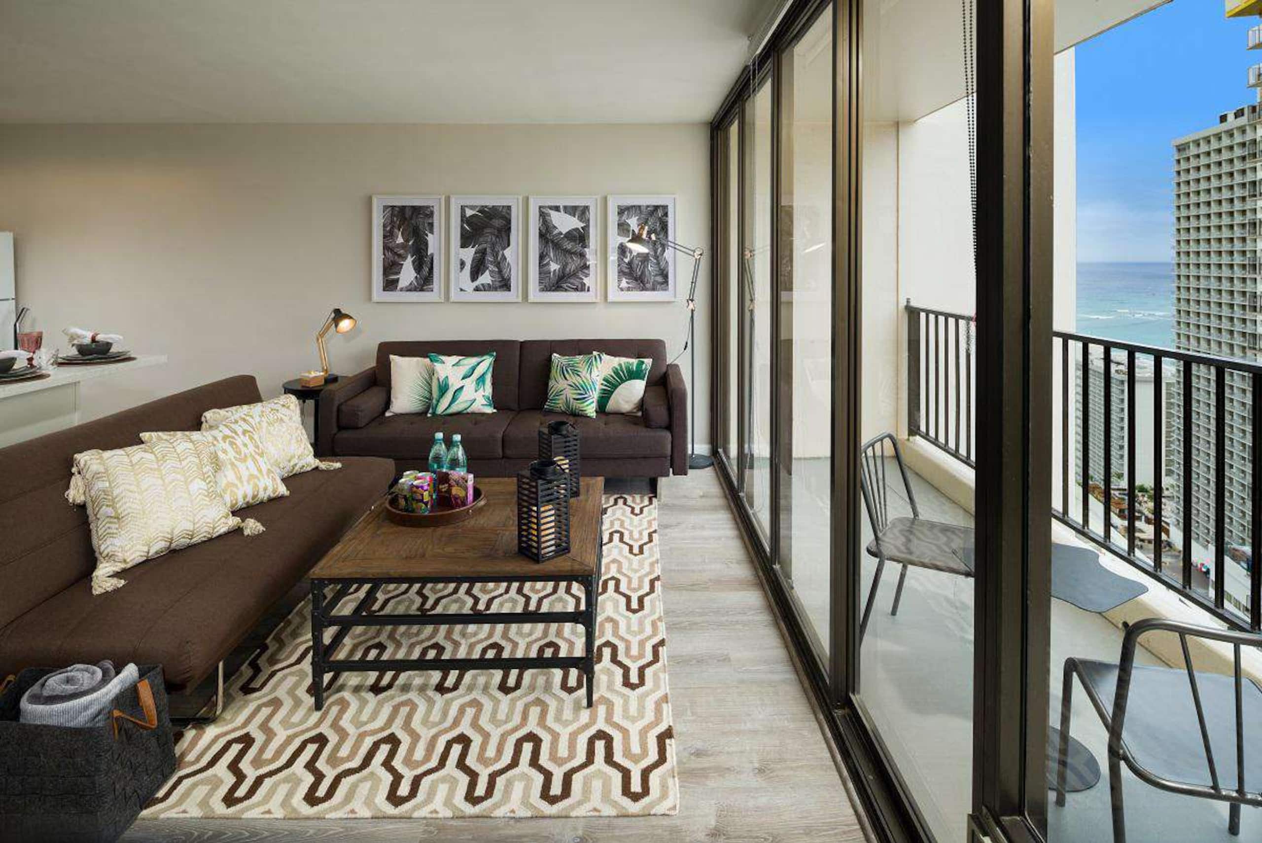 31st Fl Waikiki Banyan | Ocean View | Parking - Photo 6