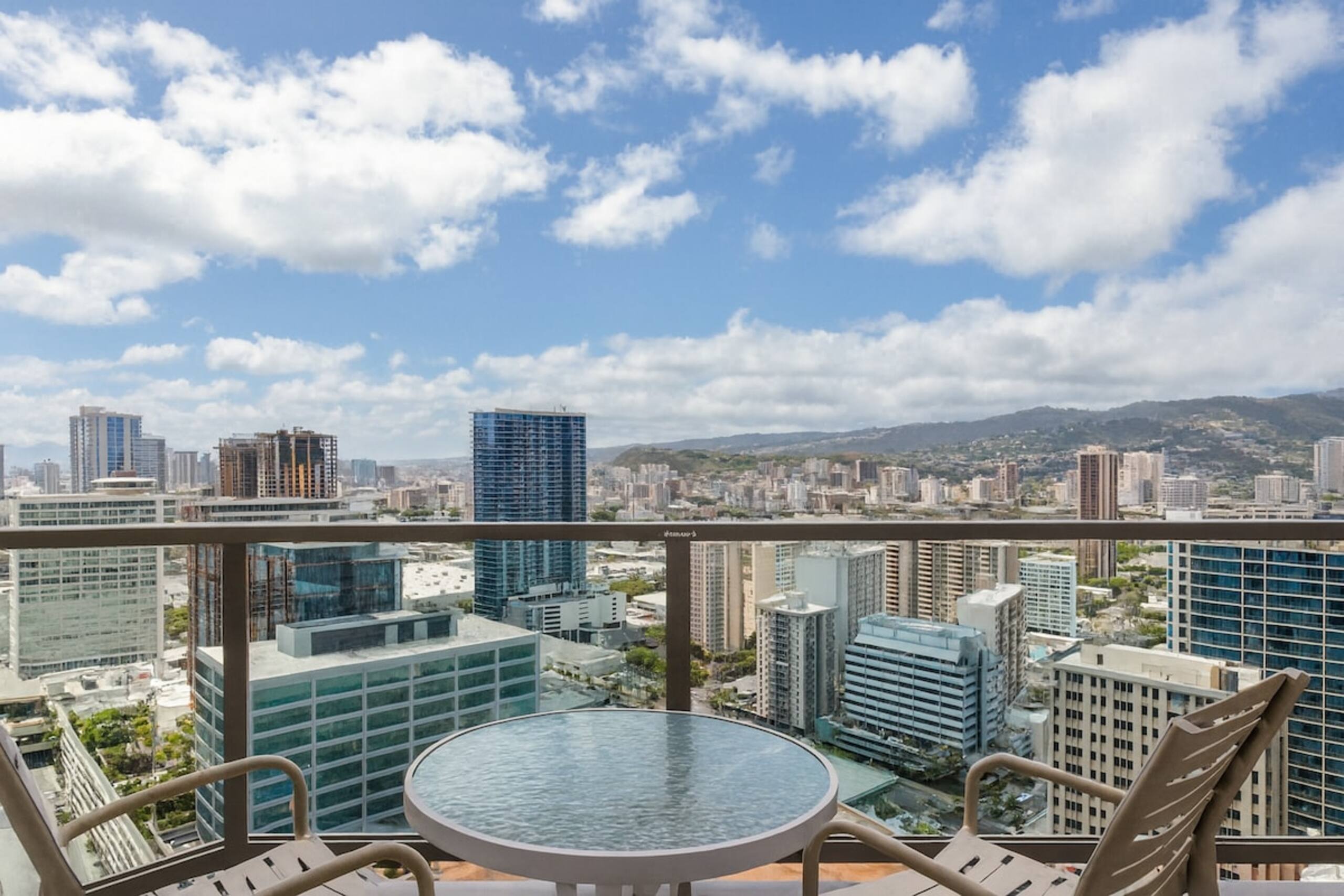 Alamoana Hotel 34FL Studio Amazing CITY View - Photo 23