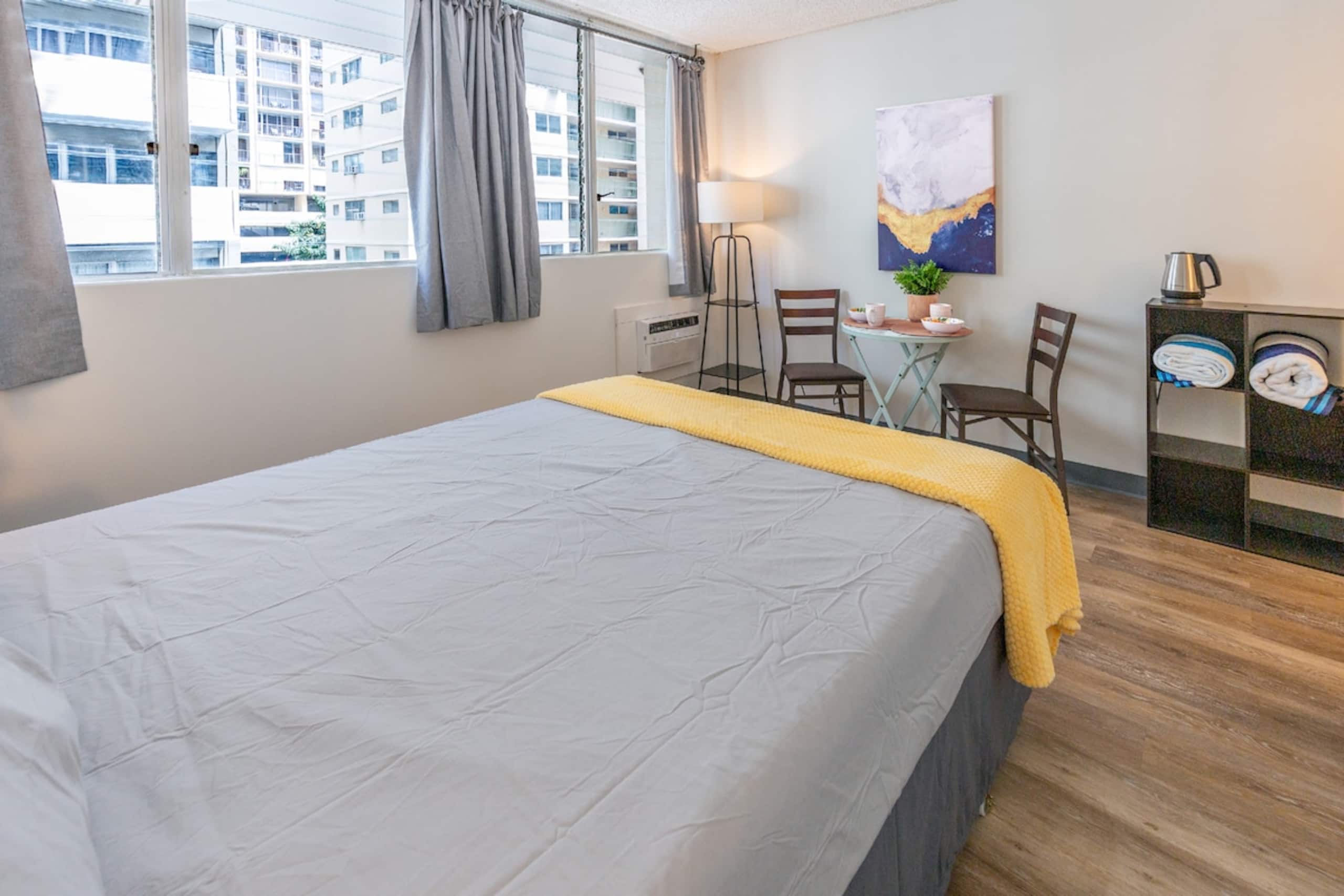 Cute Condo in the heart of Waikiki 311 - Photo 3