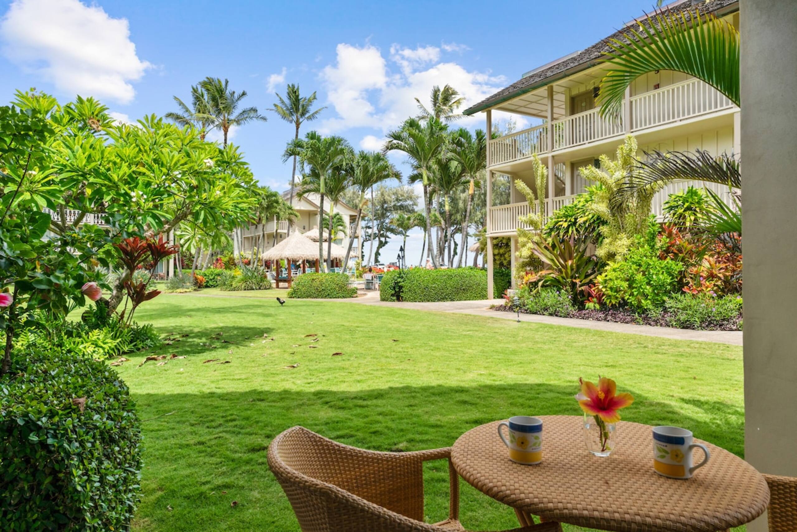 Beachside Walk Out Condo/Pool/A/C Ocean Views 144 - Photo 10