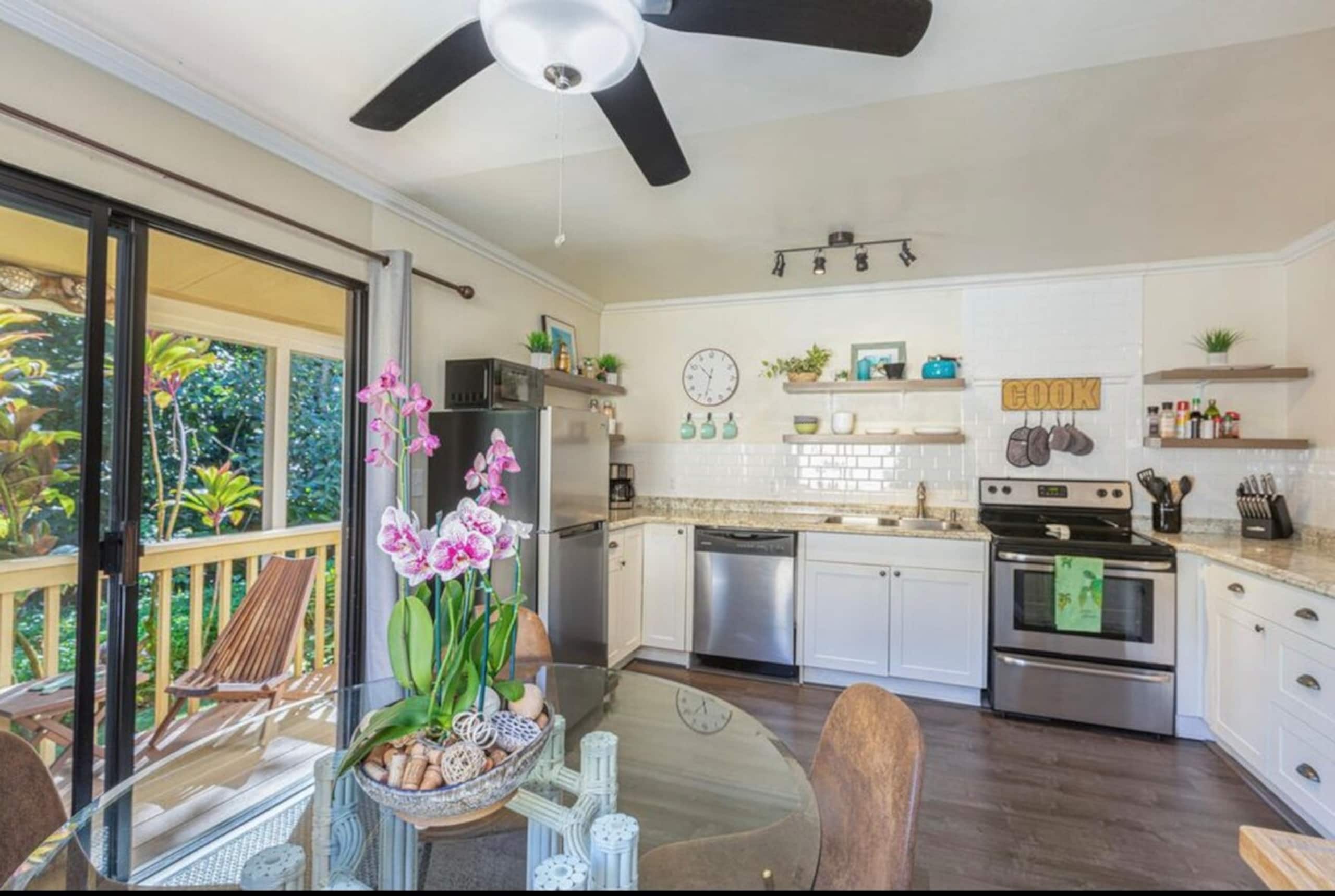 Hidden Gem! A Honu World Close to Hanalei Bay! AC! - Photo 13