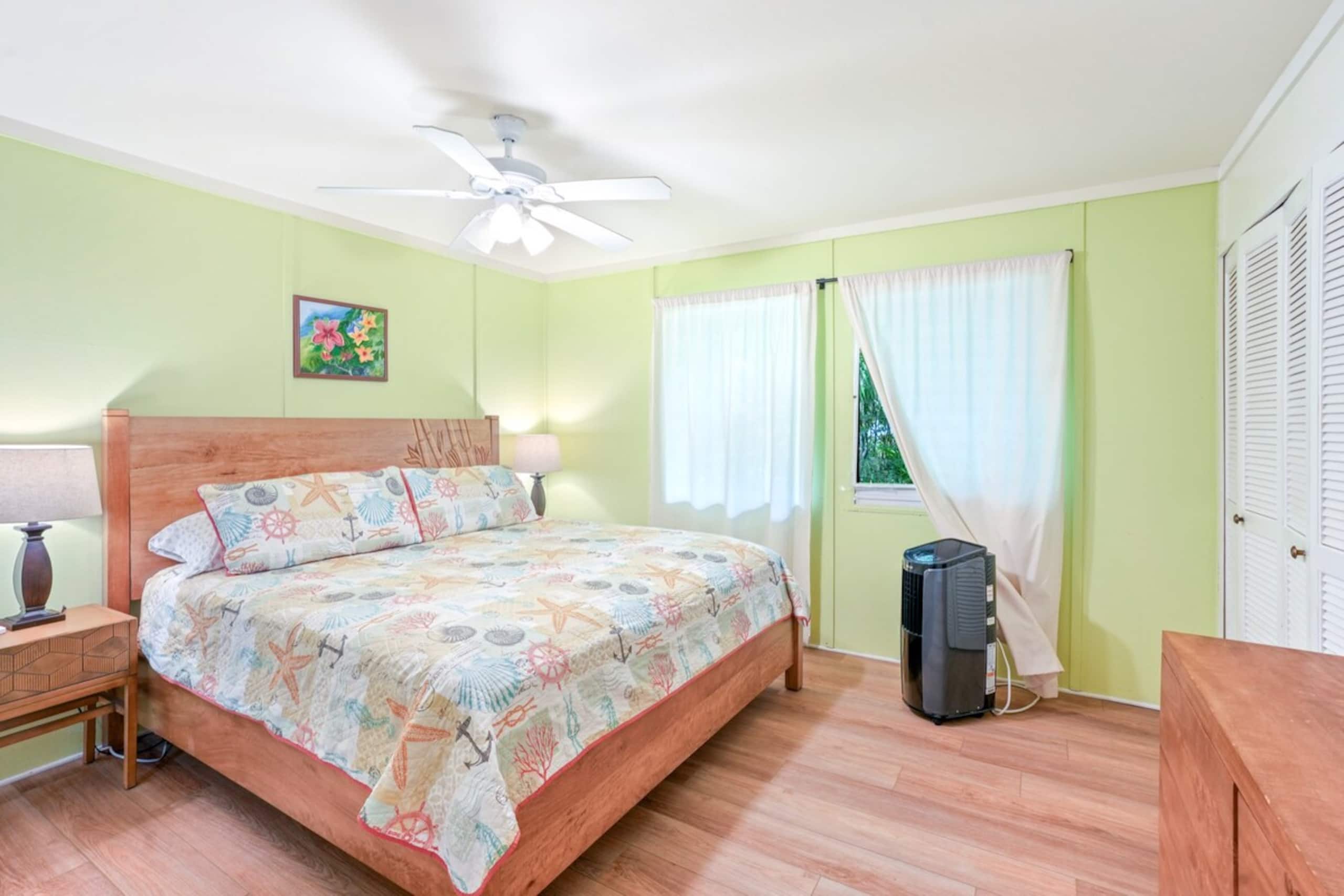 Ground level condo near the pool - Photo 11