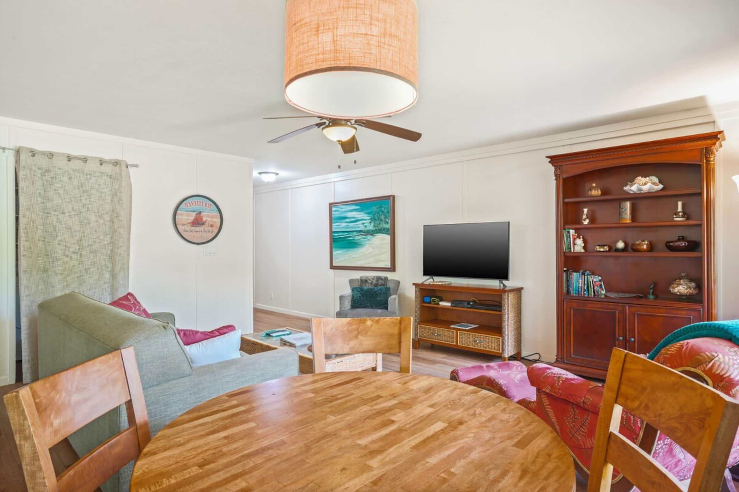 Ground level condo near the pool - Photo 12