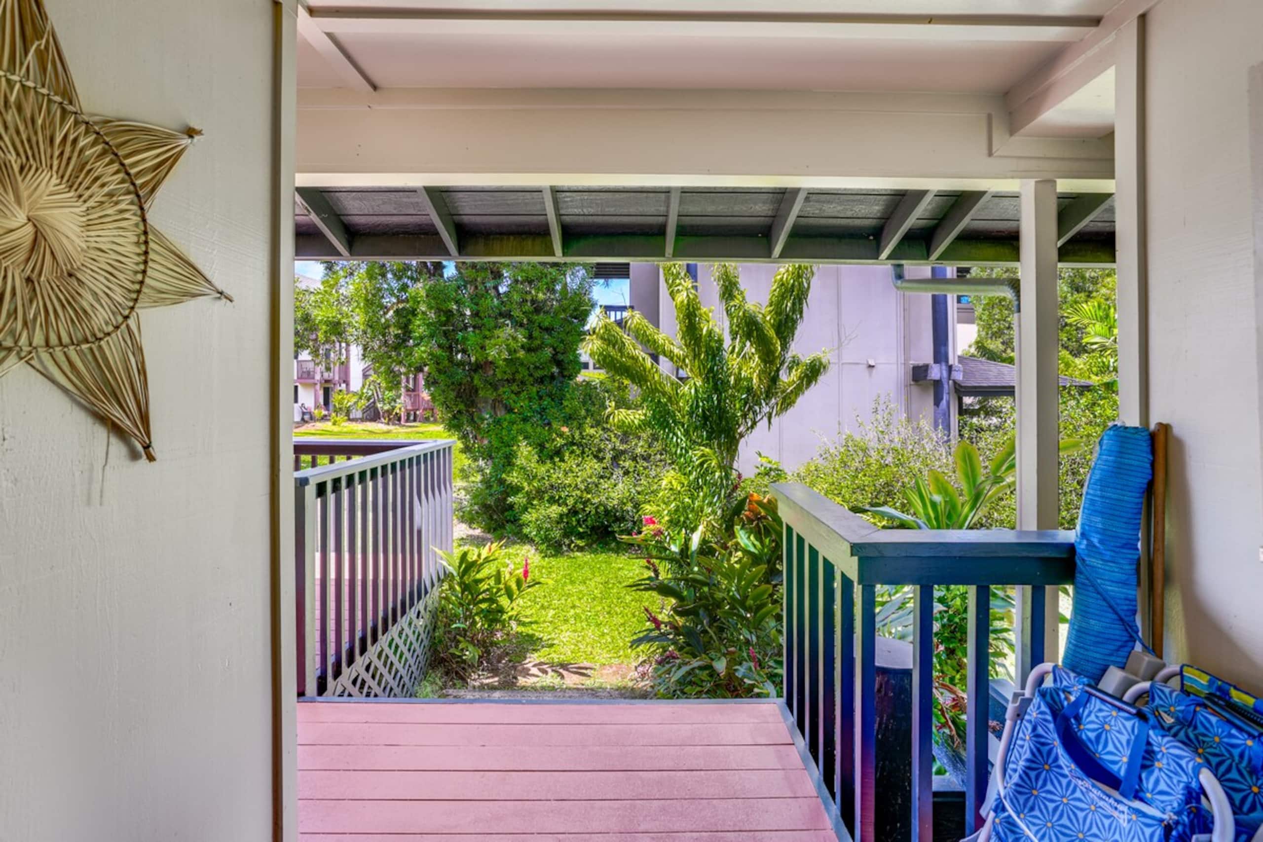 Ground level condo near the pool - Photo 24