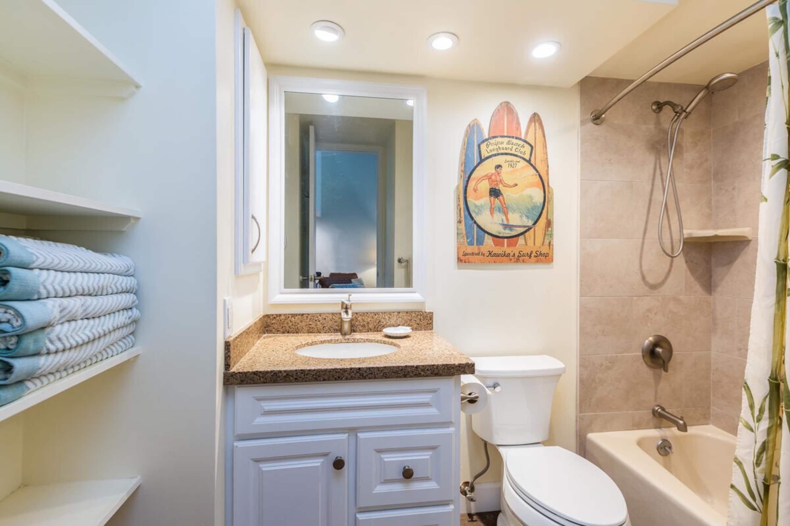 Remodeled Resort-Style Condo with Waterfall Views - Photo 24