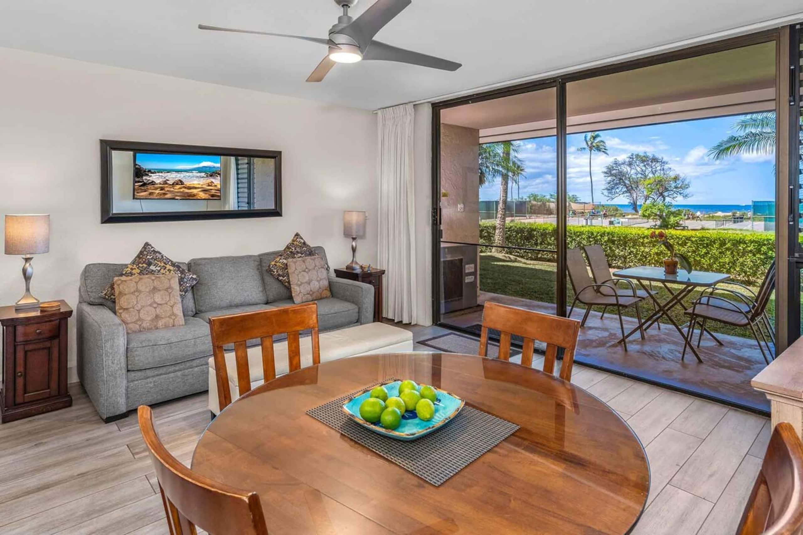 Deluxe One BD Ocean, AC, Wifi, pool  D105 - Photo 14