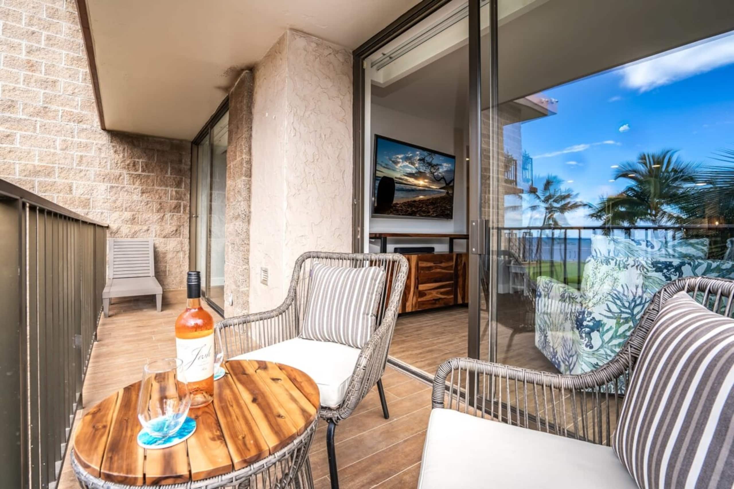 Modern & Polished Oceanfront Vistas - Photo 27