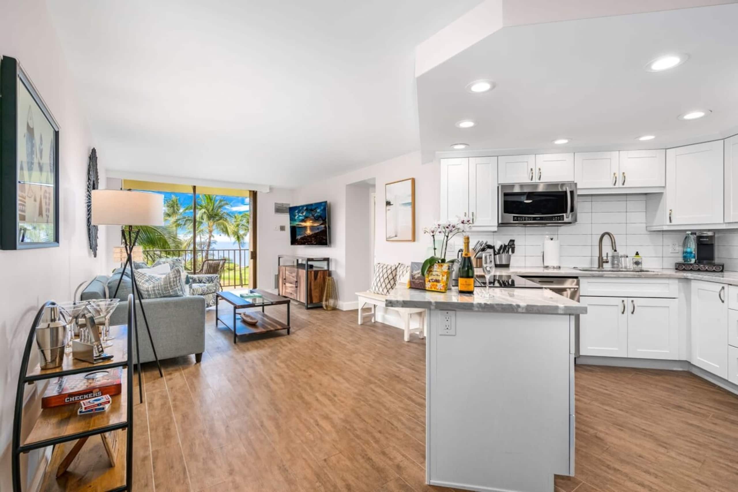 Modern & Polished Oceanfront Vistas - Photo 3