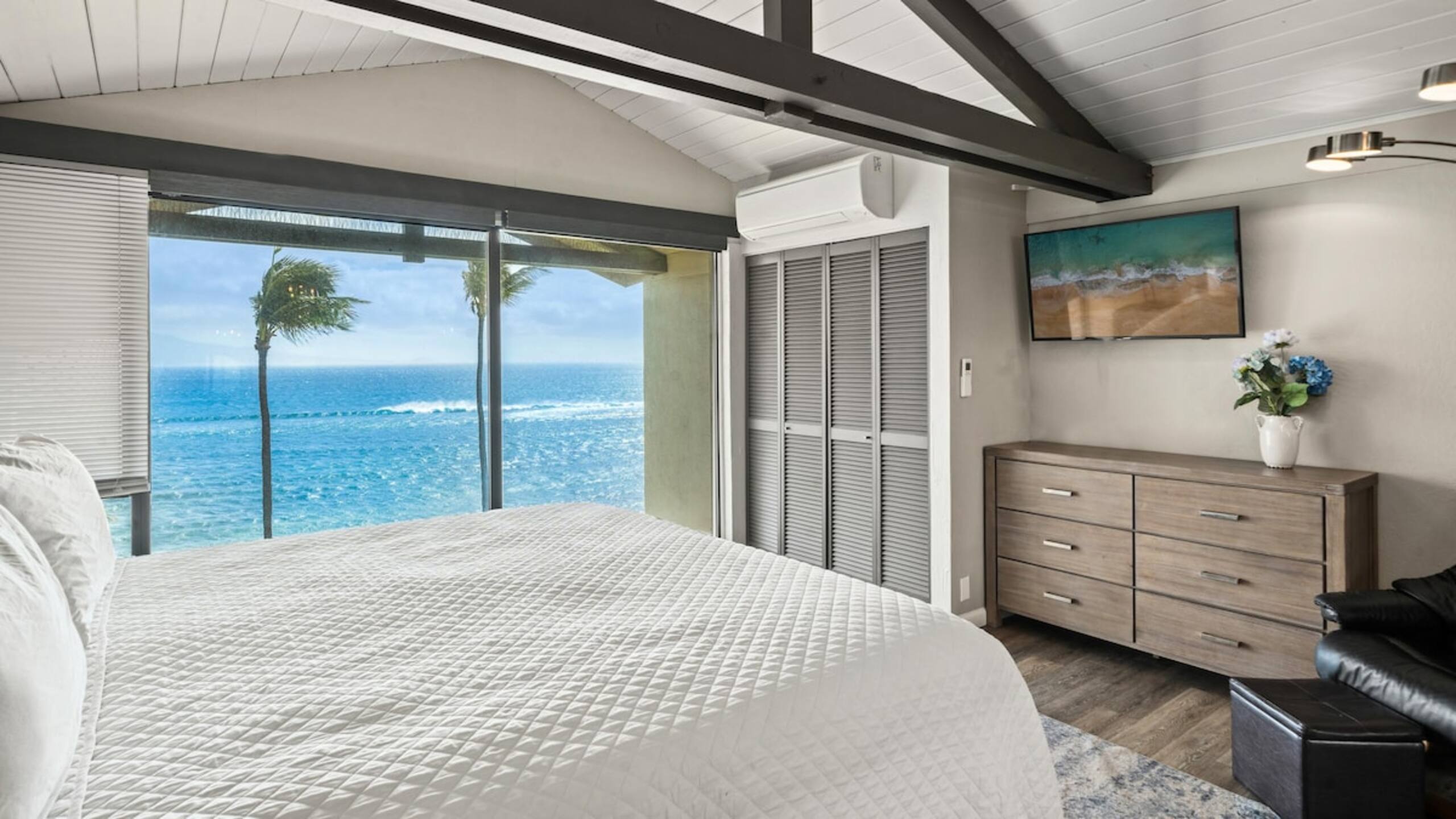 Oceanfront with Panoramic Views I Maalaea Kai 416 - Main photo