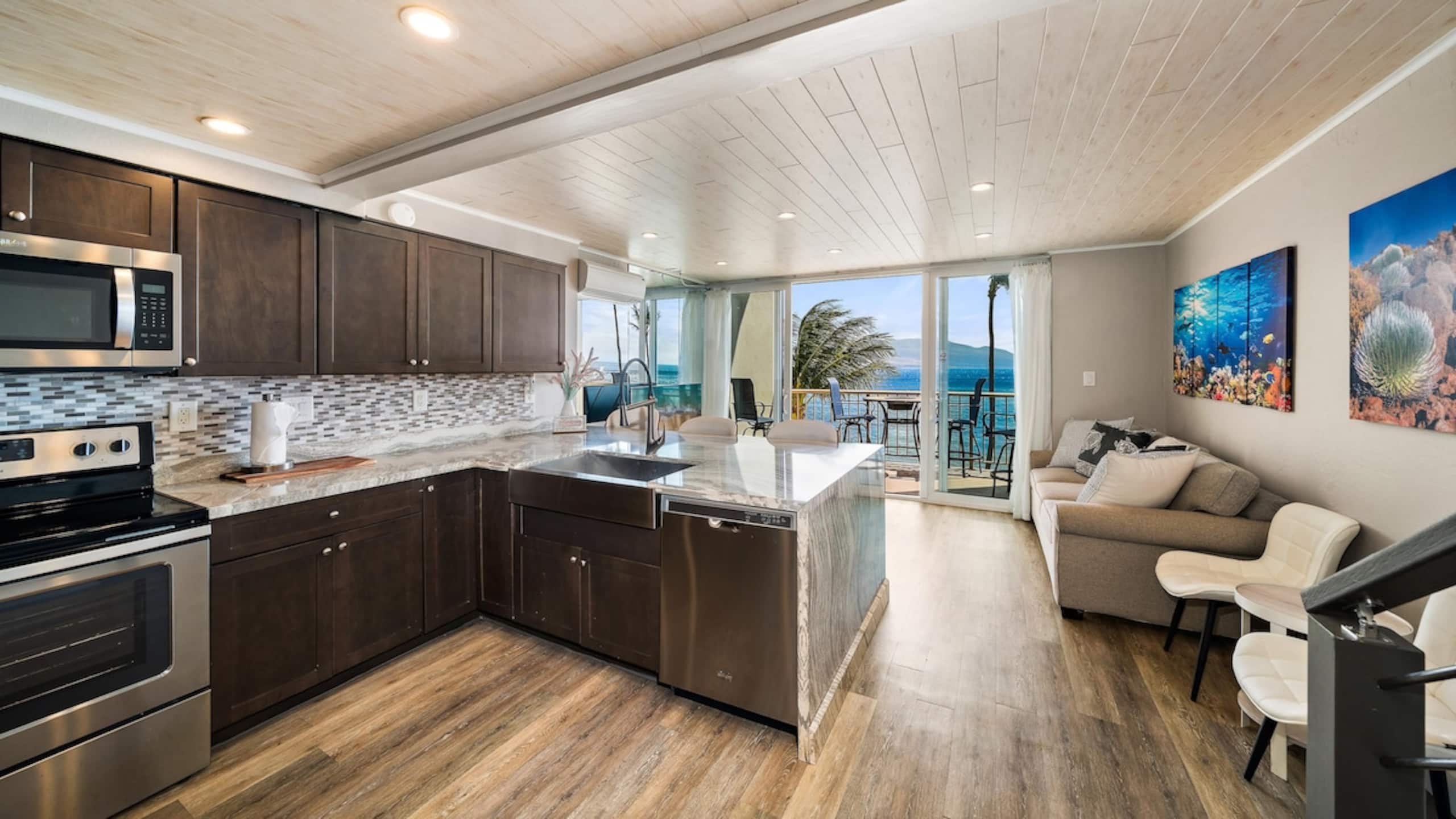 Oceanfront with Panoramic Views I Maalaea Kai 416 - Photo 4