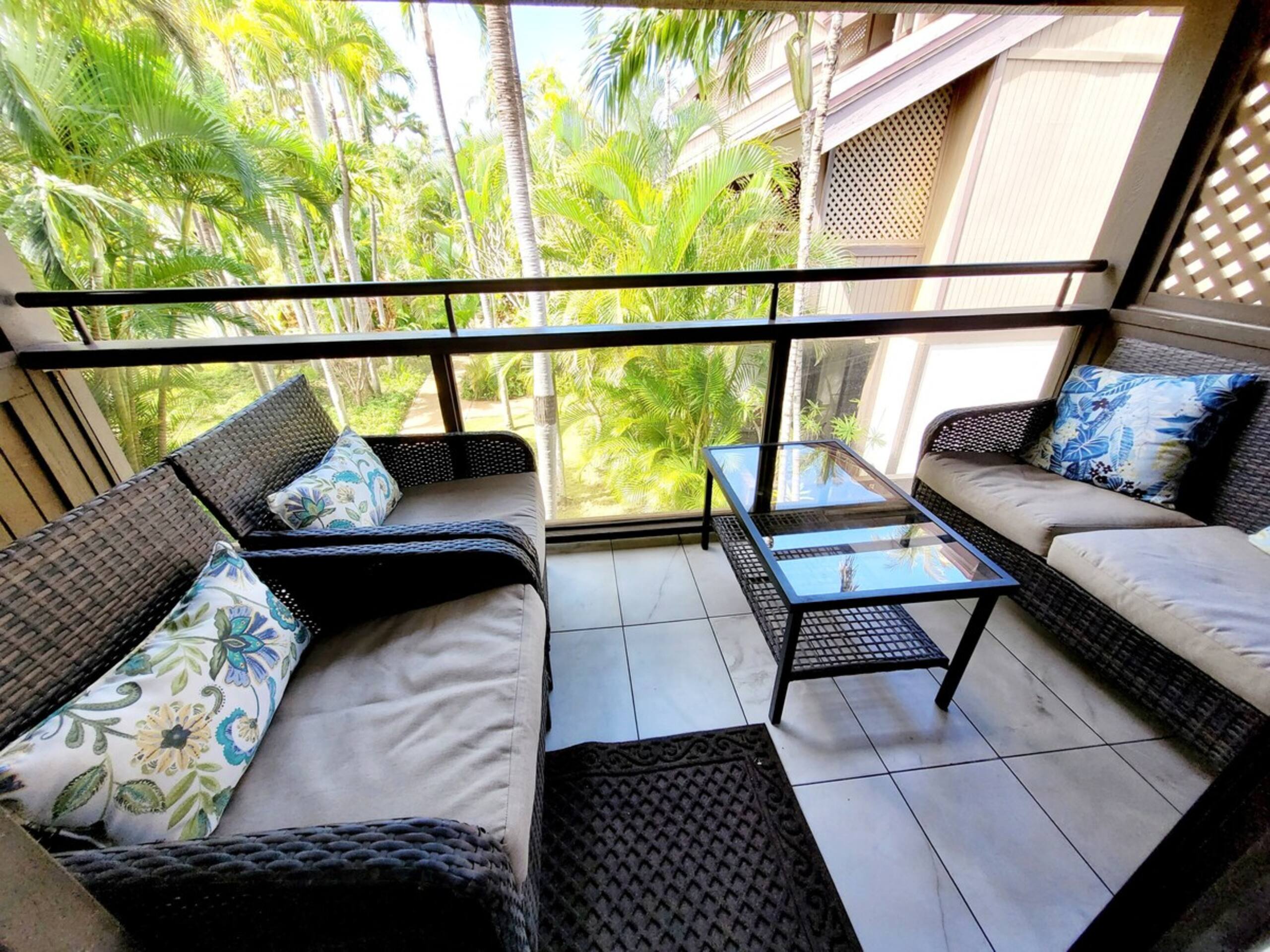 Newly Remodeled Tropical Resort - Photo 17