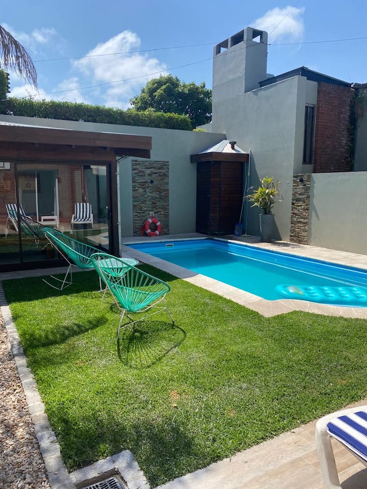 Chalet 5 Ambientes Con Piscina C | Los Troncos - Mar del Plata