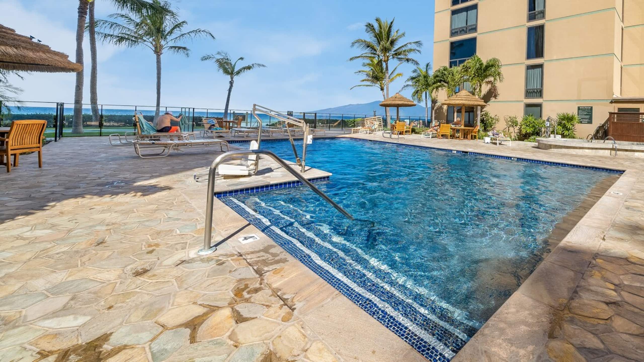 Oceanfront Views & remodeled - Mk306 - Sullivan - Photo 16