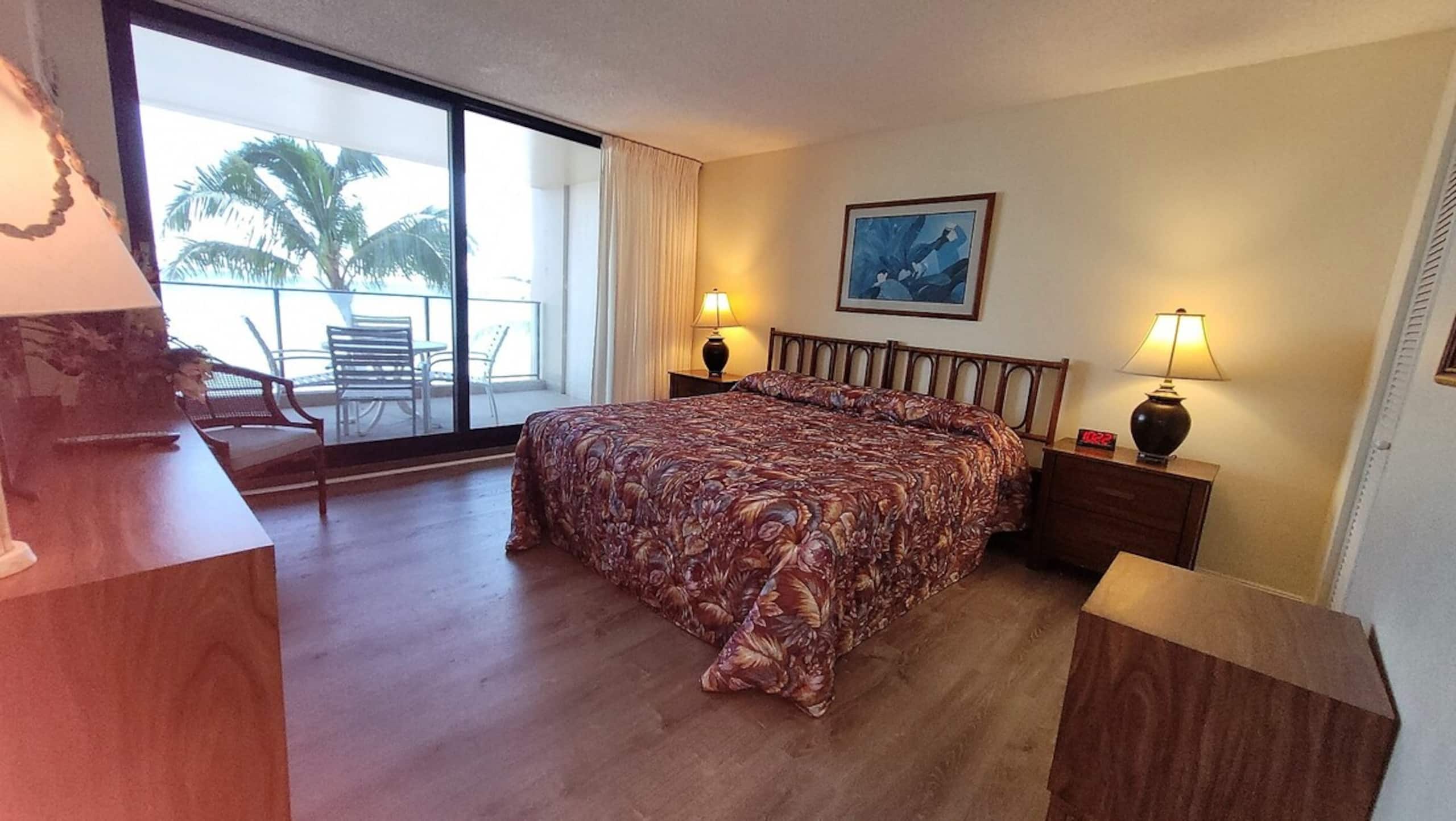 Oceanfront Views & remodeled - Mk306 - Sullivan - Photo 6
