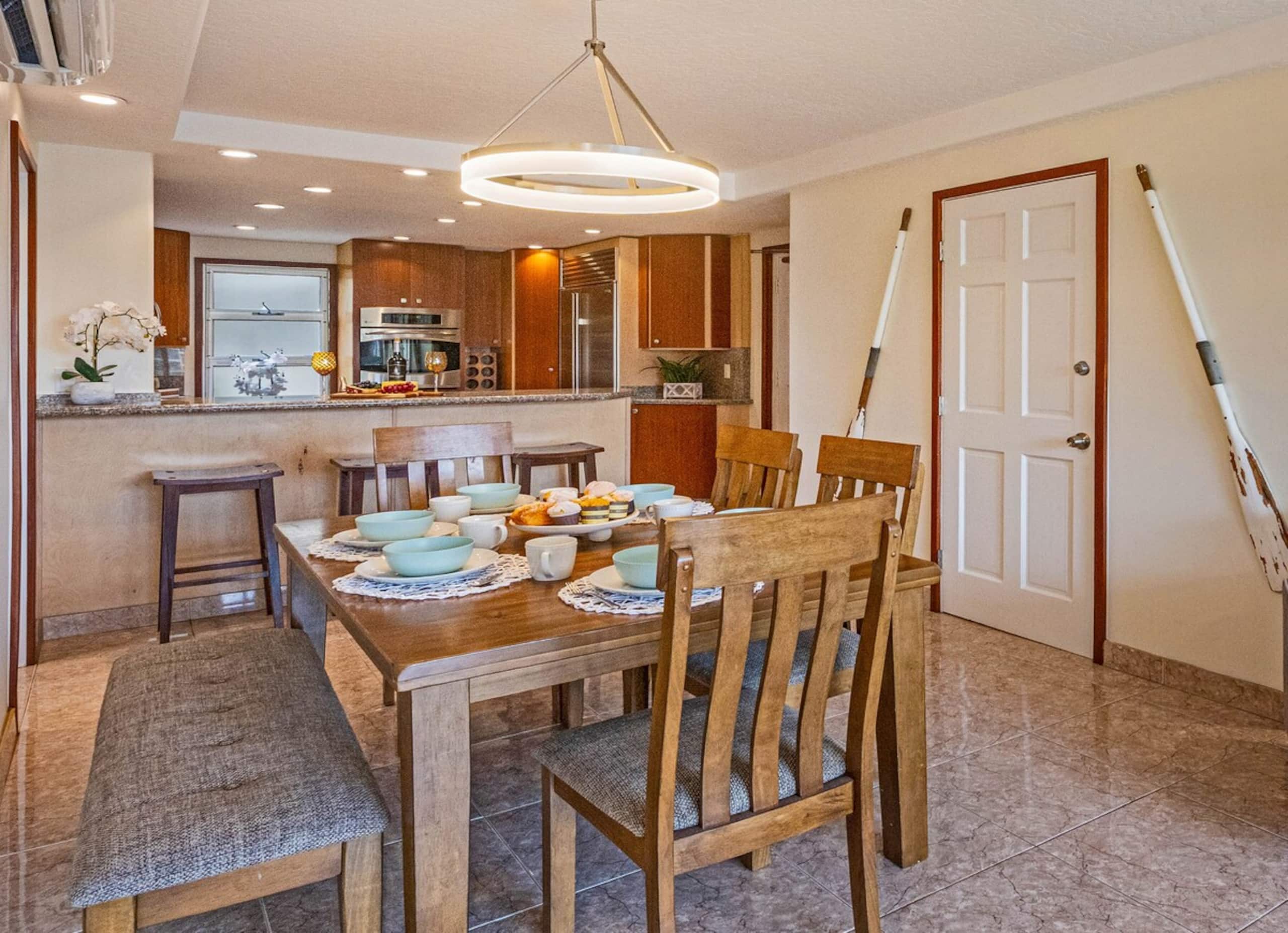 Distinctive FULLY RemodeledRoyal Mauian Complex - Photo 16