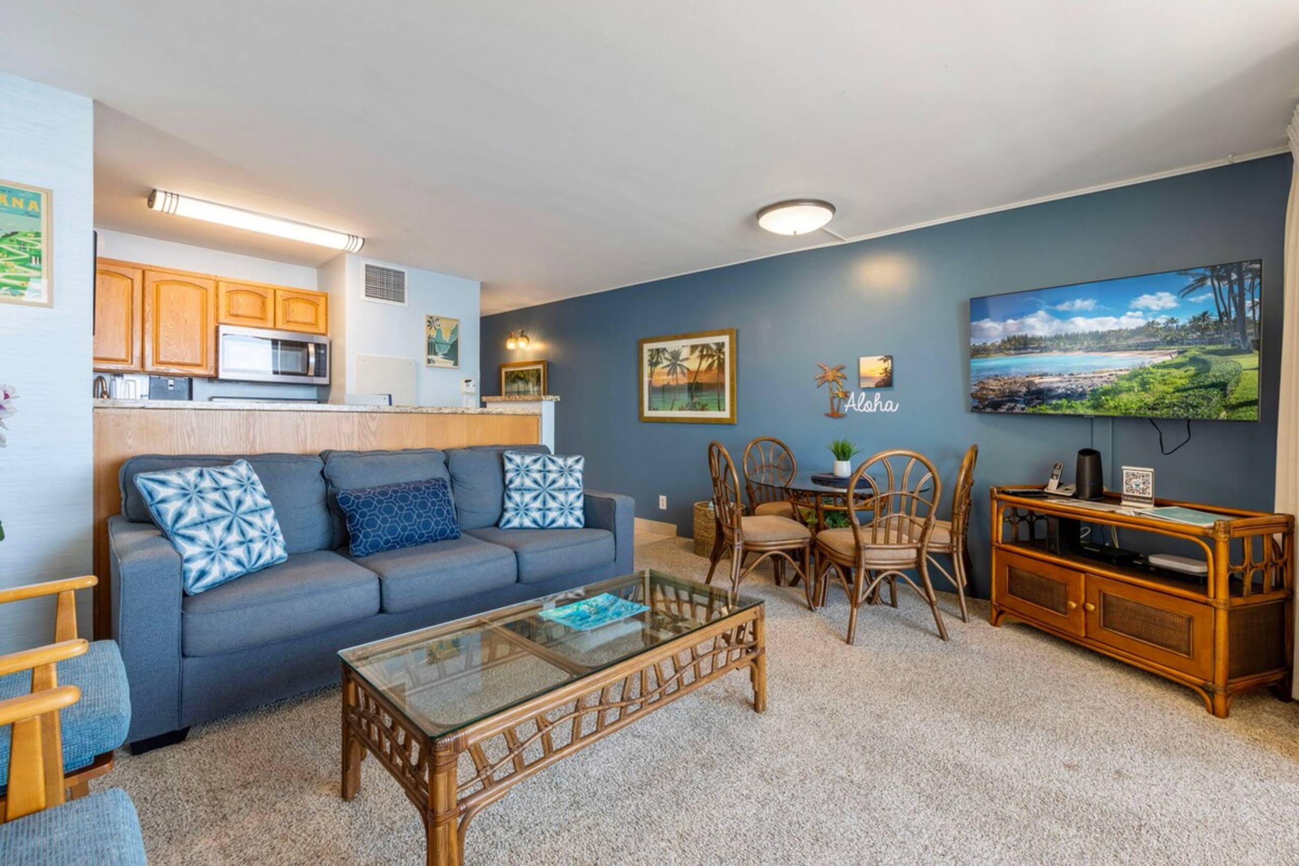 Updated oceanfront condo, AC, 6 mile sandy beach - Photo 11