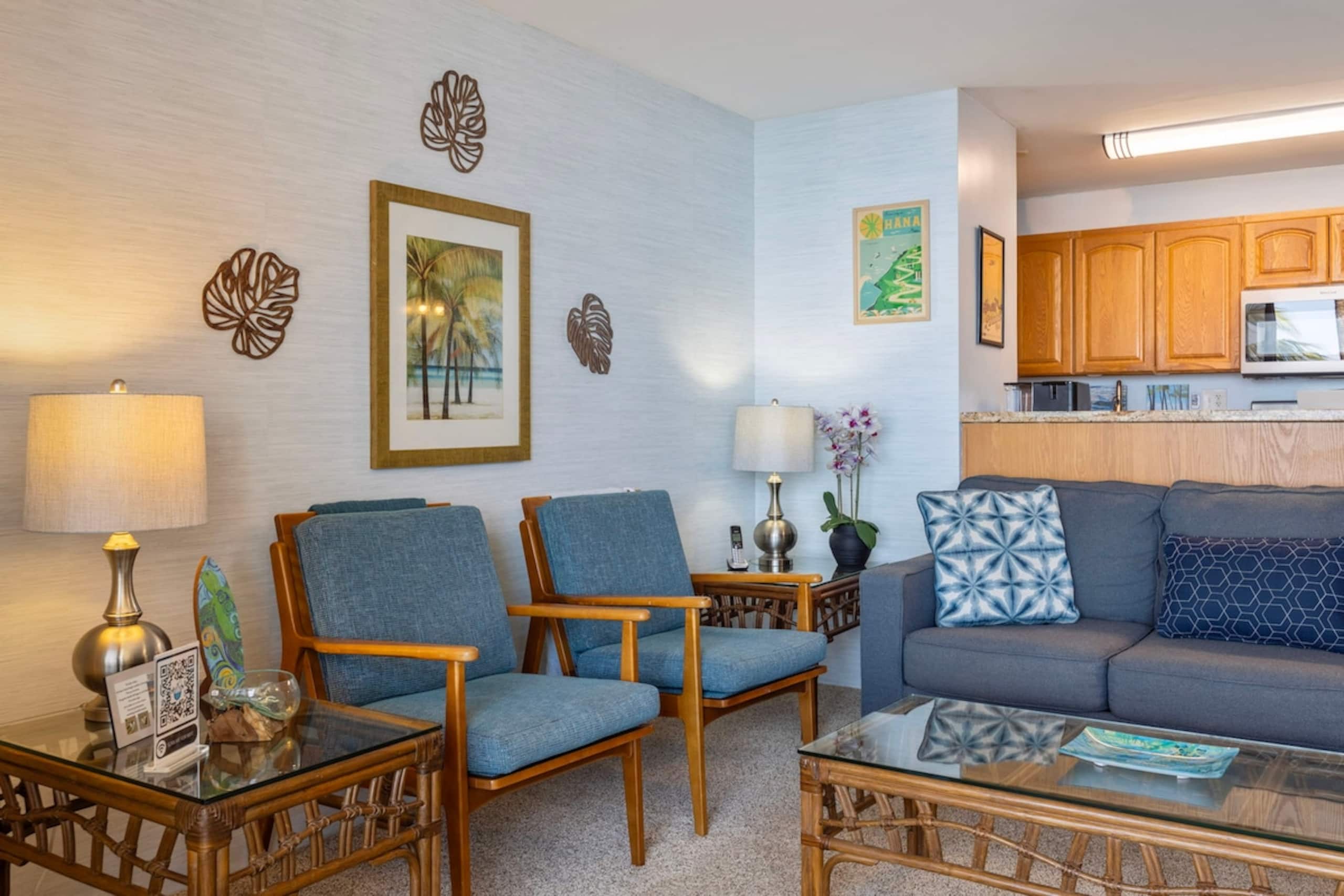 Updated oceanfront condo, AC, 6 mile sandy beach - Photo 13