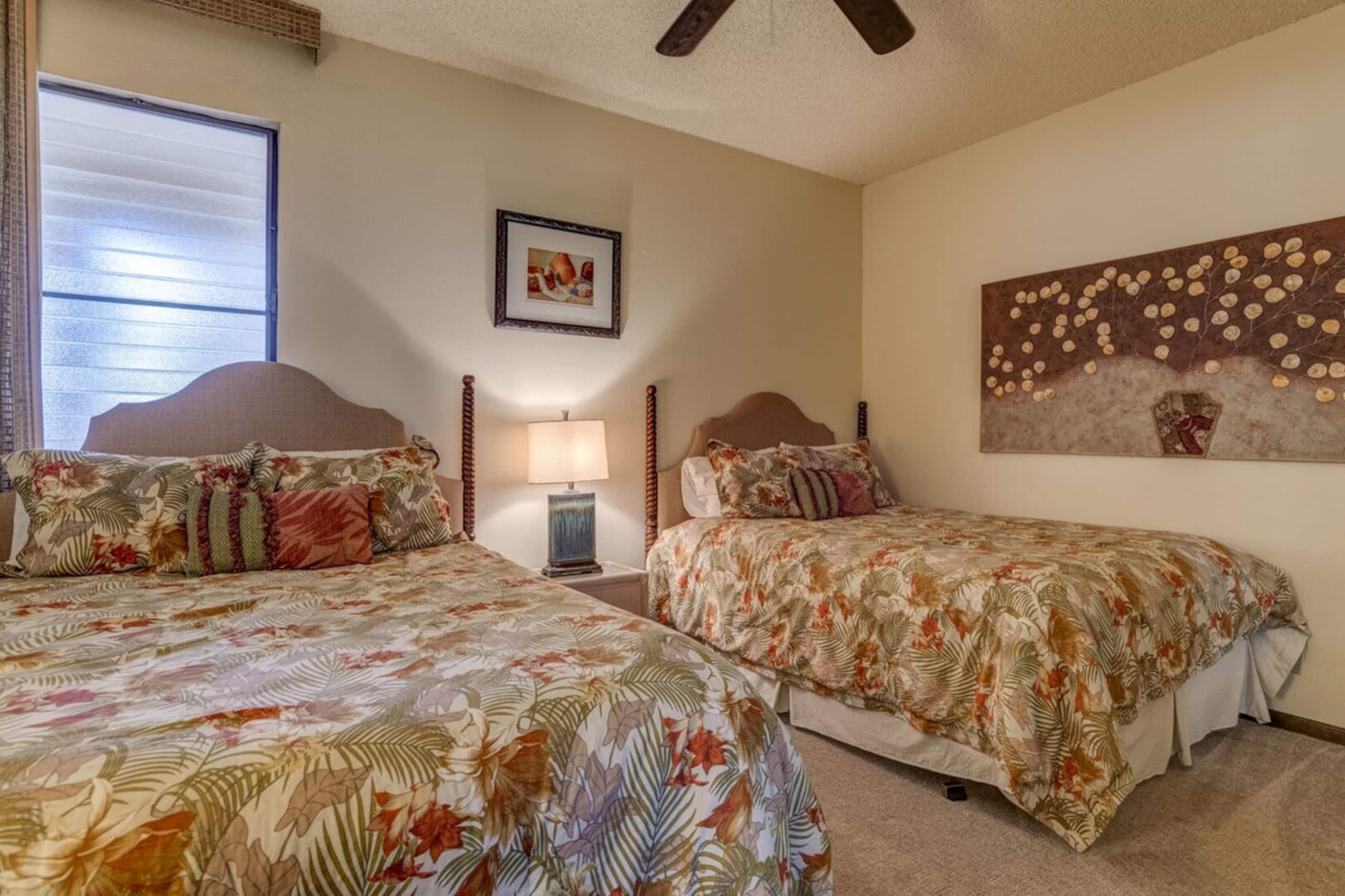 Beachfront 5th-floor condo with ocean view - Photo 21
