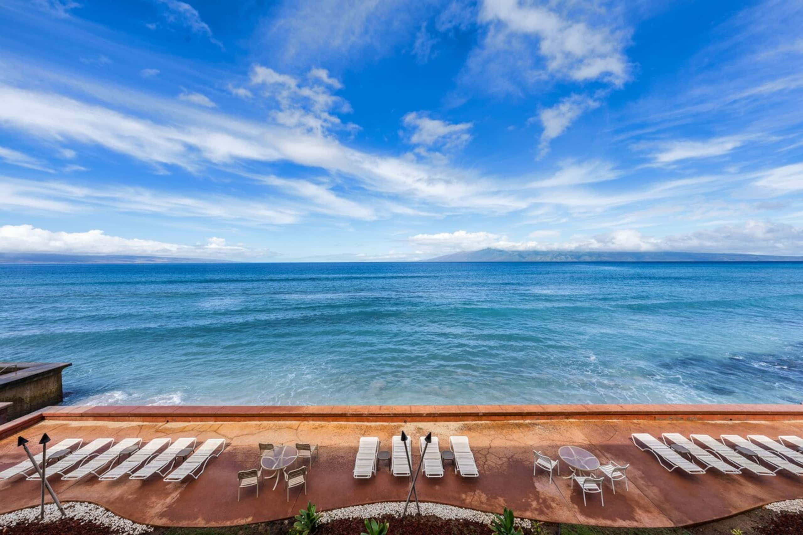 Best Oceanfront 3BR Condo, AC, Family Ready - Photo 32
