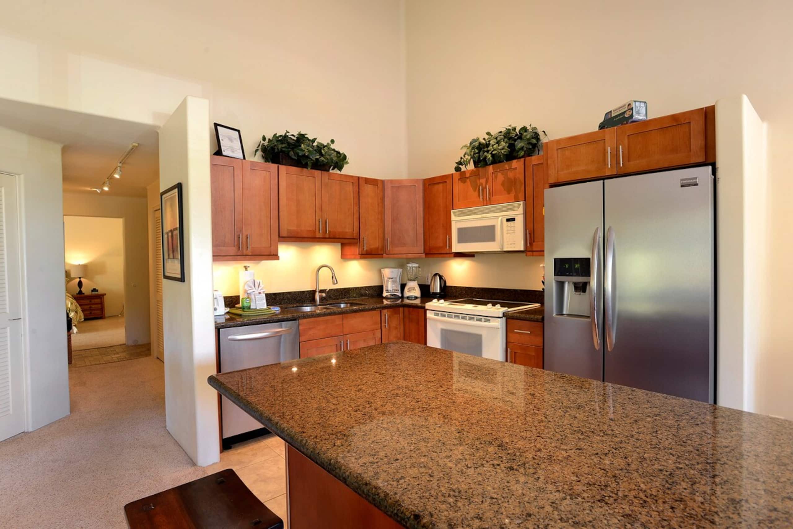 Ocean View, Large Lanai, A/C, Near Beach, MKB210 - Photo 8