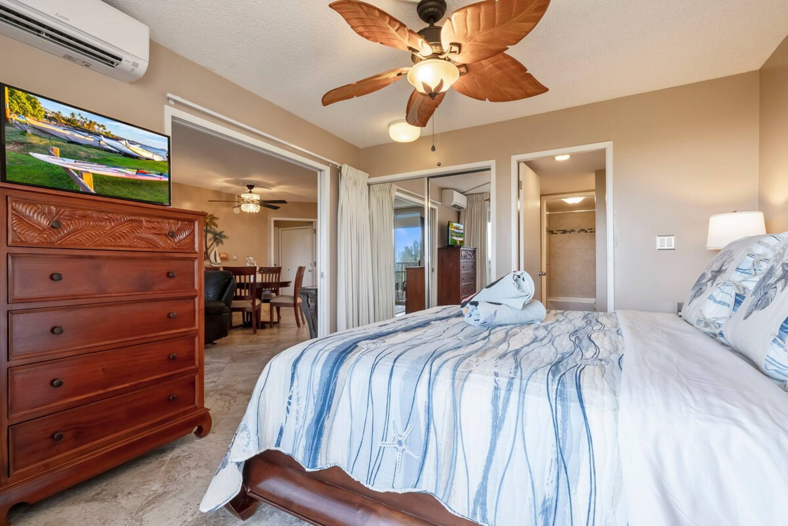 Maui Banyan, King Bed, Ocean View, Kamaole Beach! - Photo 12