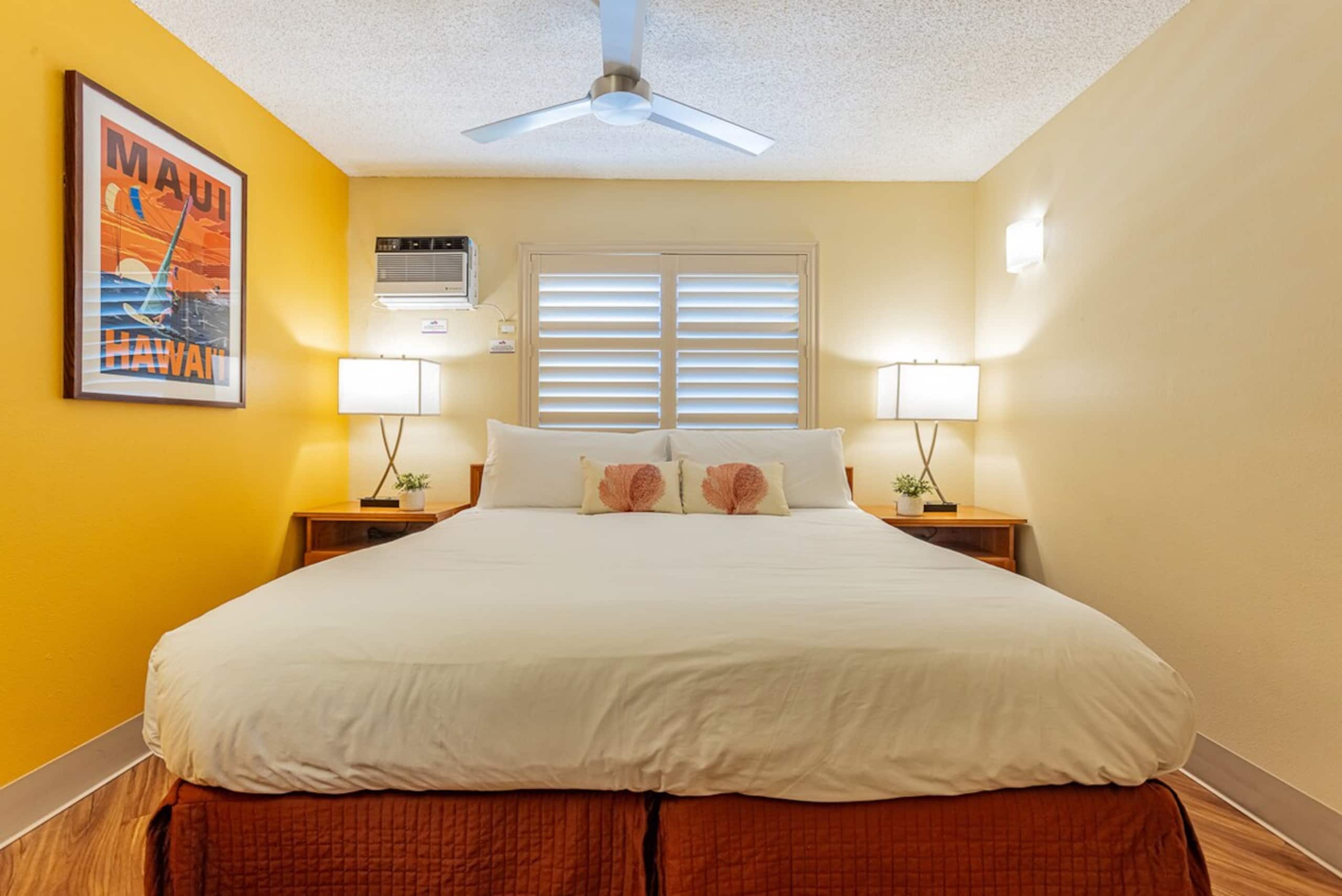 Beachfront 2BR w/ ocean views and pool - Photo 28