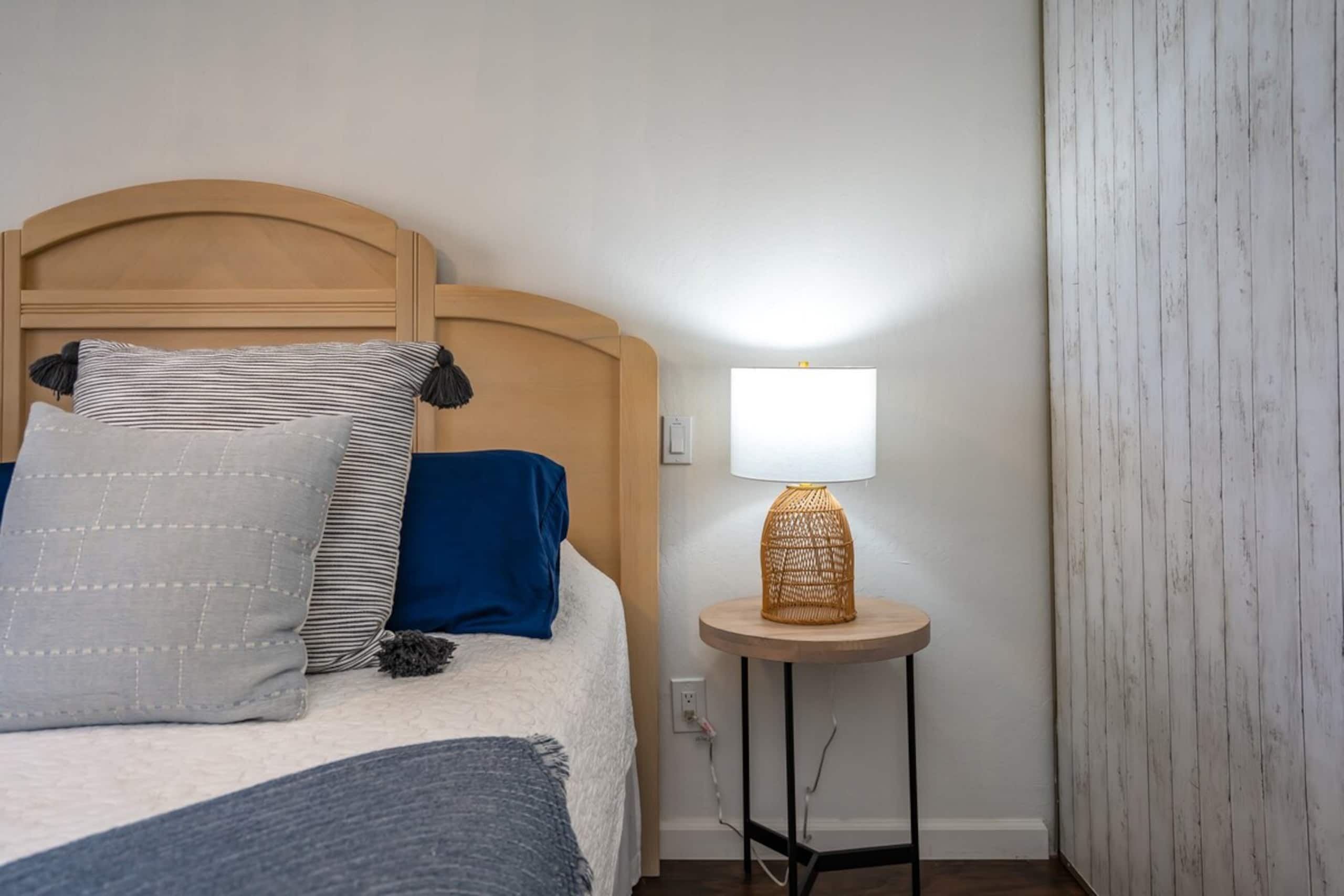 Airy and Updated Condo Across from Kam-III Beach - Photo 15