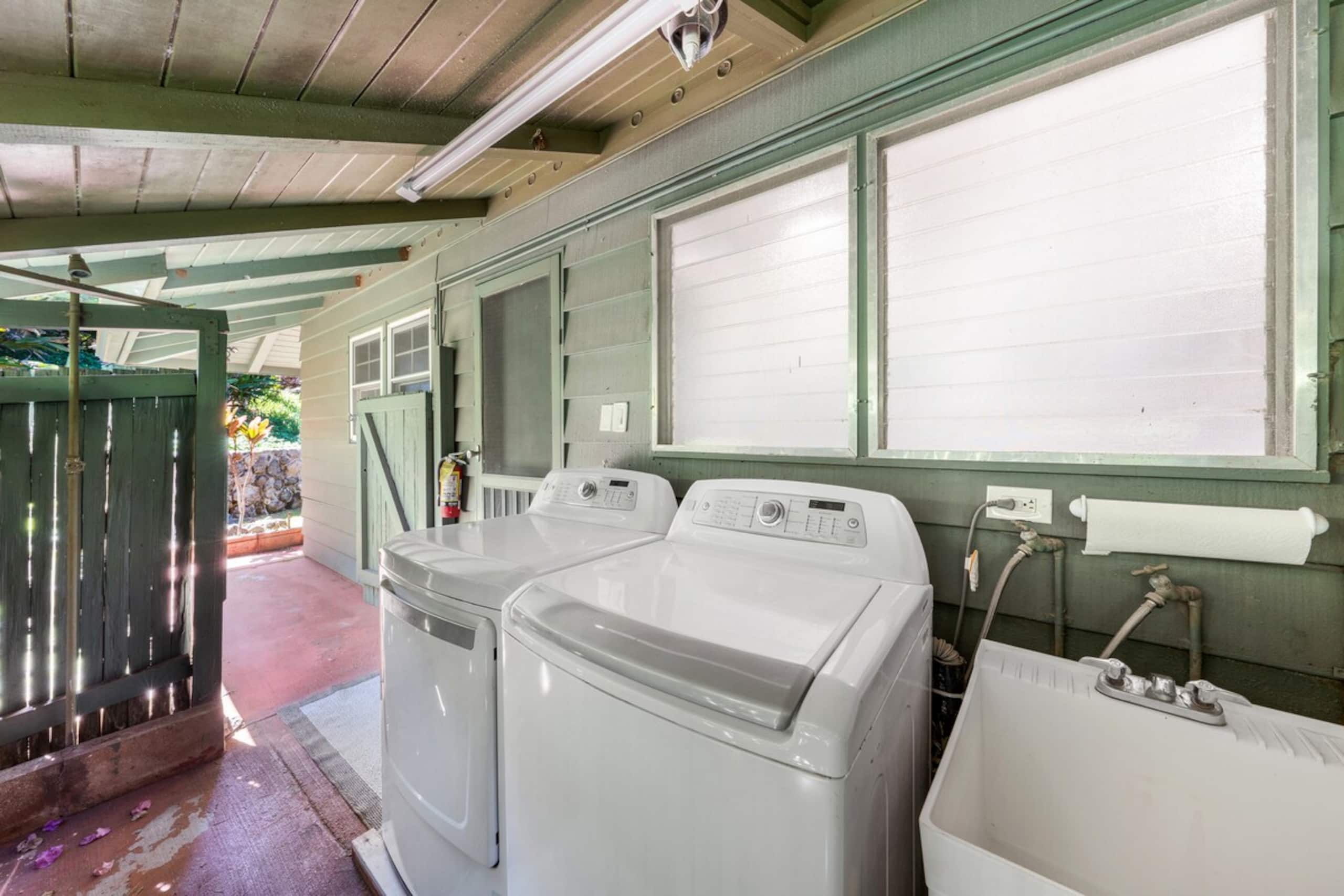 Int. Colony Club 41 Remodel 3BD Cottage near beach - Photo 36
