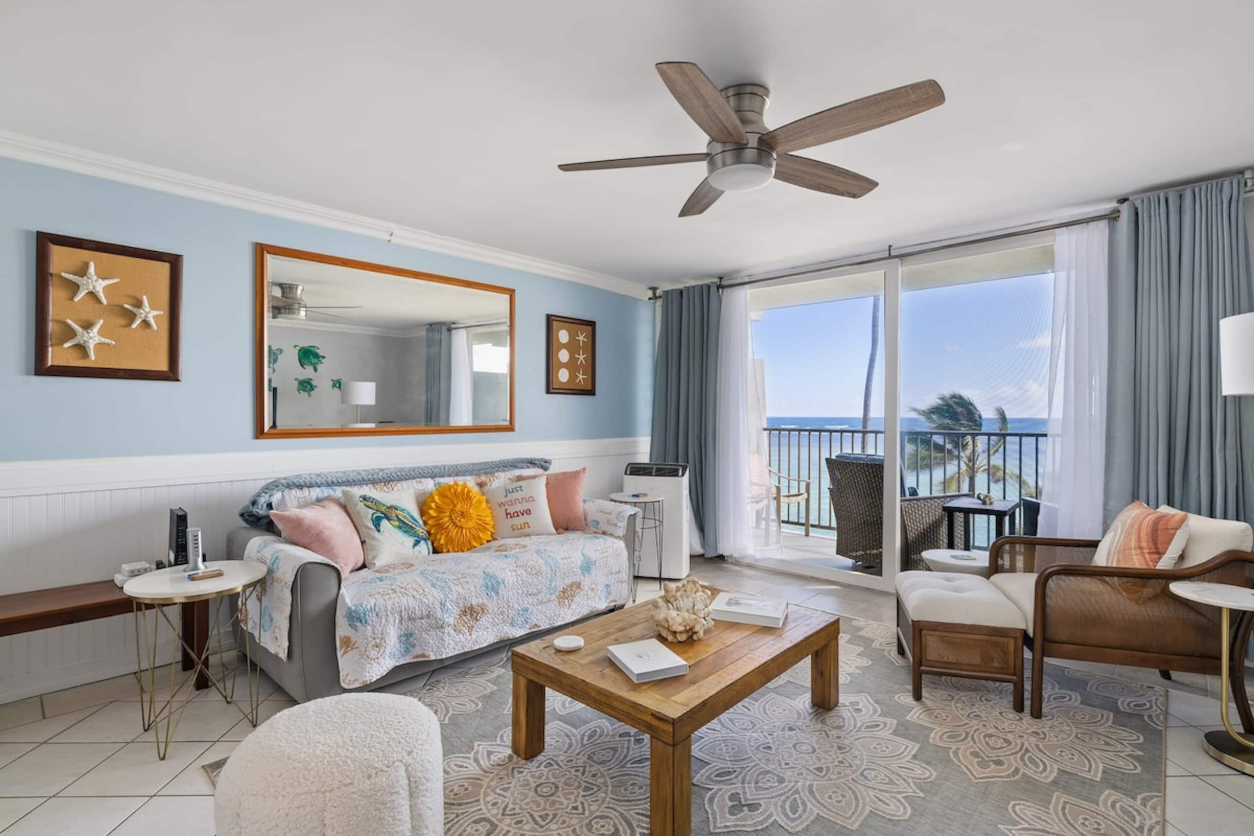 Beachfront Condo with Stunning Ocean Views - Main photo