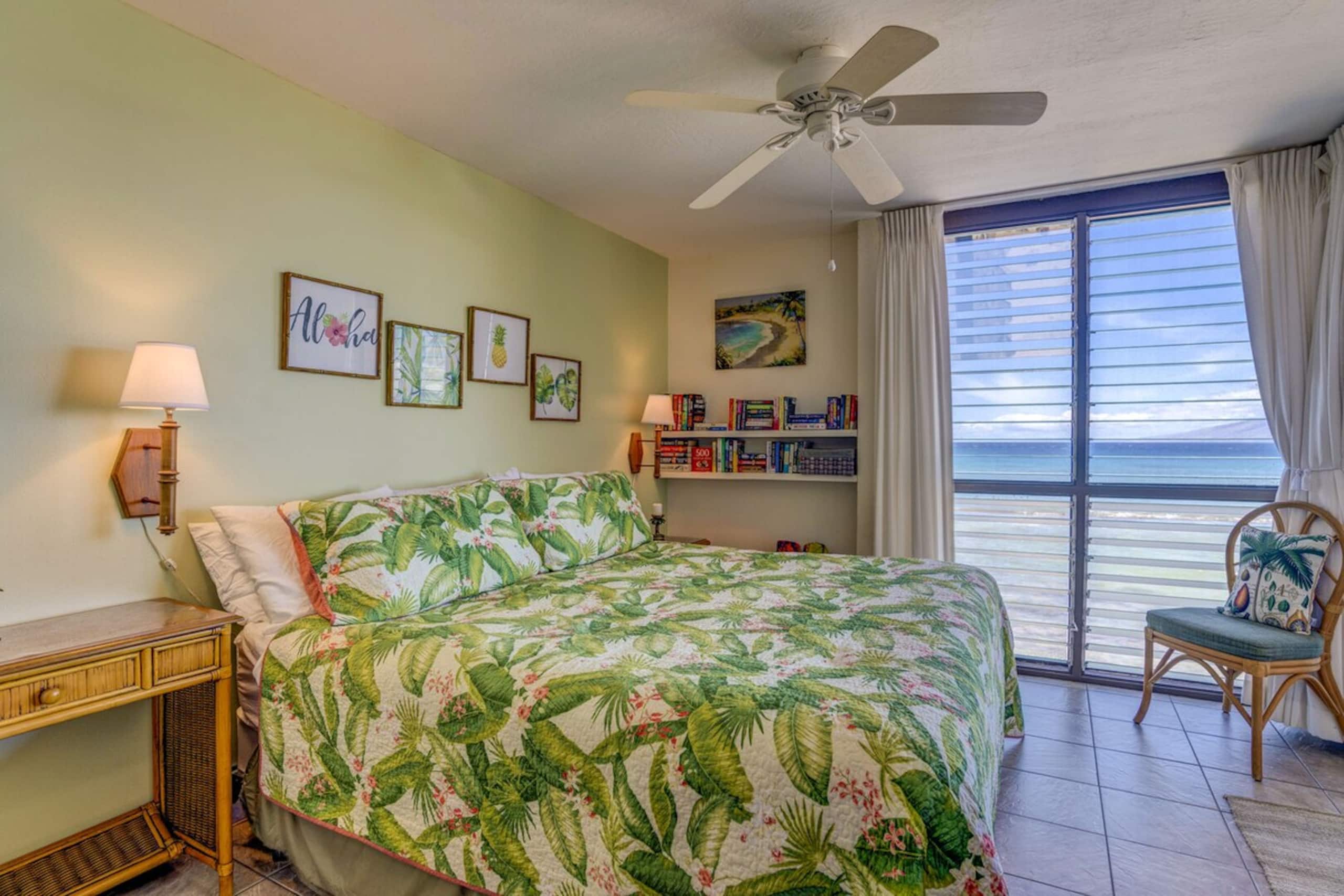 Corner condo with direct beach access - Photo 12