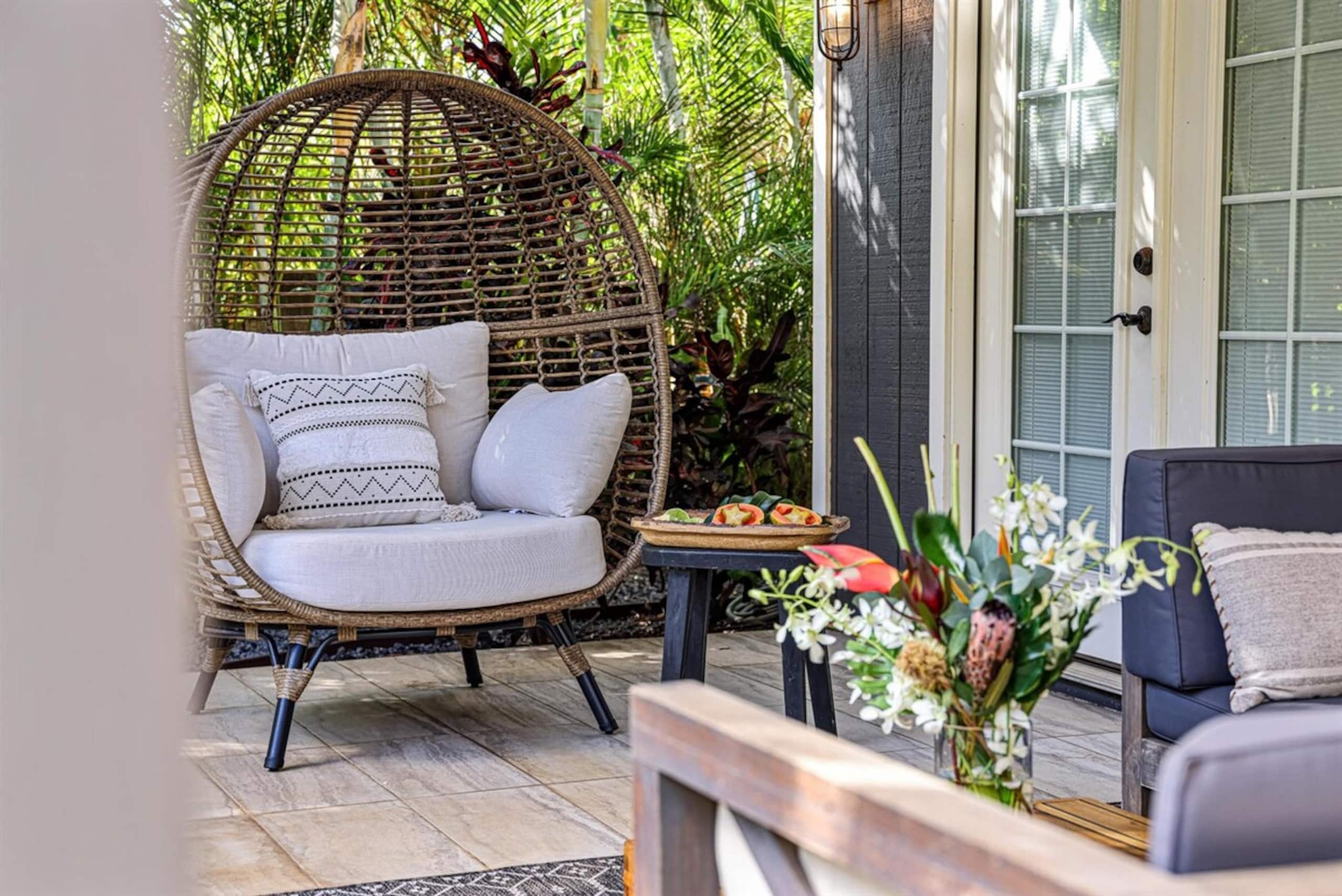 The Blue Door on Church Street | Maui Garden Suite - Photo 12