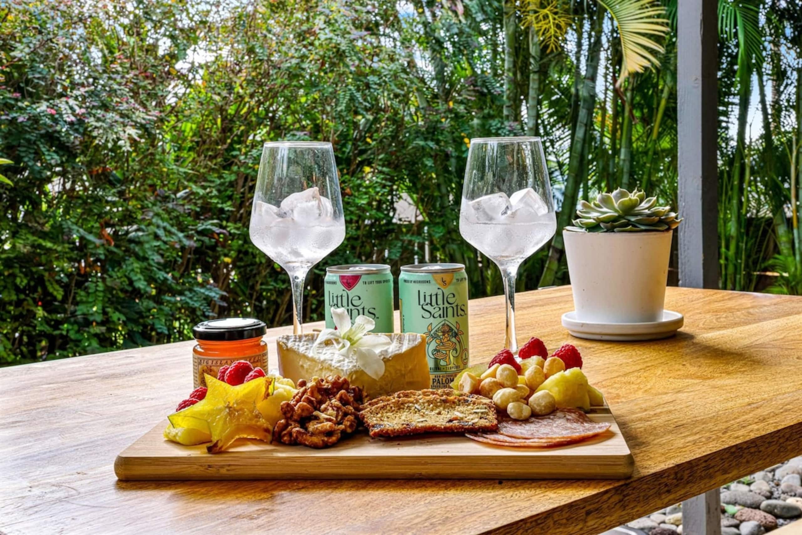 The Blue Door on Church Street | Maui Garden Suite - Photo 7