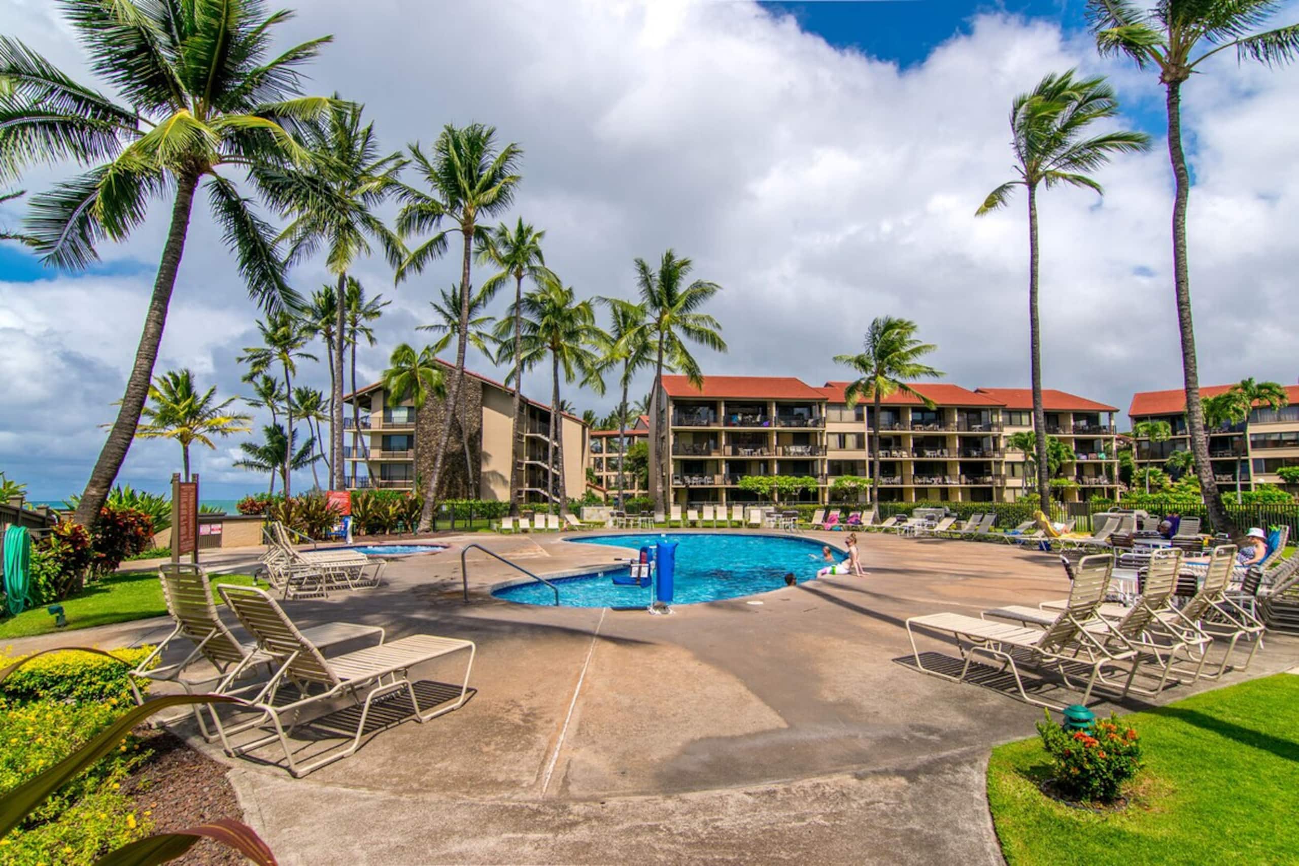 Beautiful 1bd ocean view condo, many upgrades - Photo 34